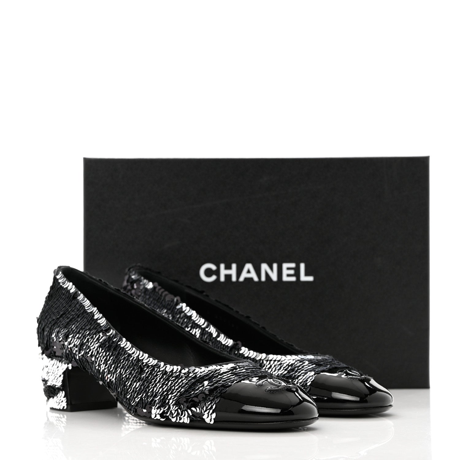 Chanel Sequin Patent Calfskin CC Pumps 40 Black Silver 10 of 10