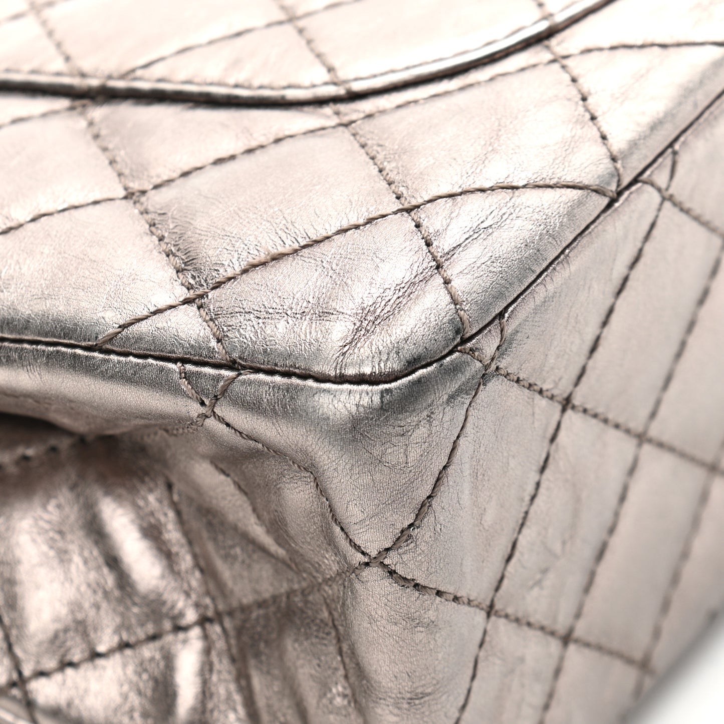 Metallic Aged Calfskin Quilted 2.55 Reissue 226 Flap Dark Silver