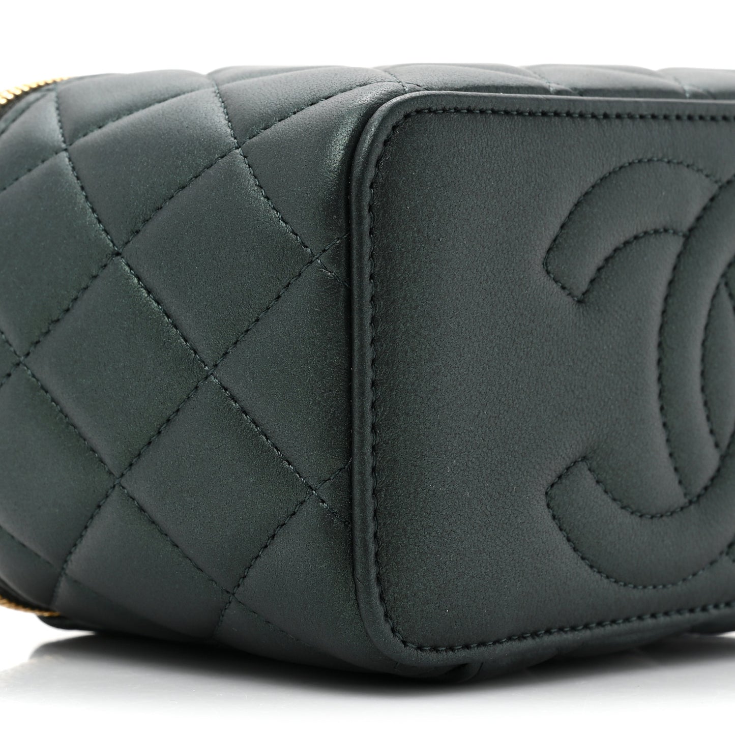 Iridescent Lambskin Quilted Small Top Handle Vanity Case With Chain Green