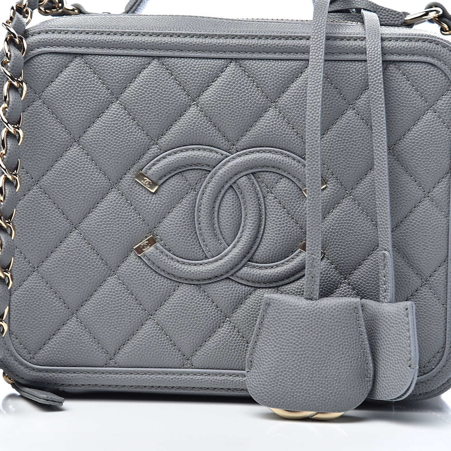 Caviar Quilted Medium CC Filigree Vanity Case Grey