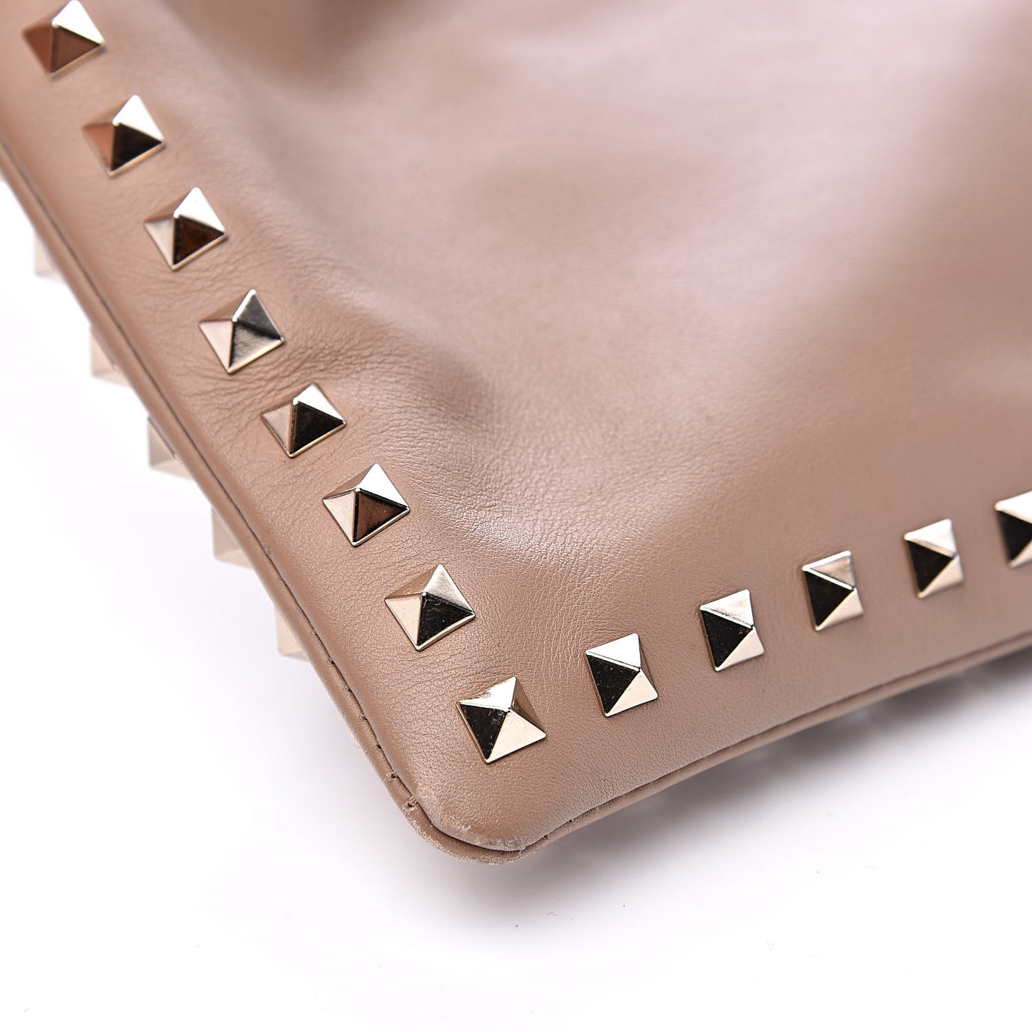 Vitello Large Rockstud Zip Wristlet Pouch Poudre