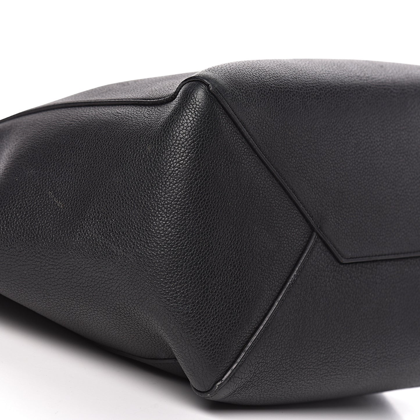 Soft Grained Calfskin Small Belt Cabas Phantom Black