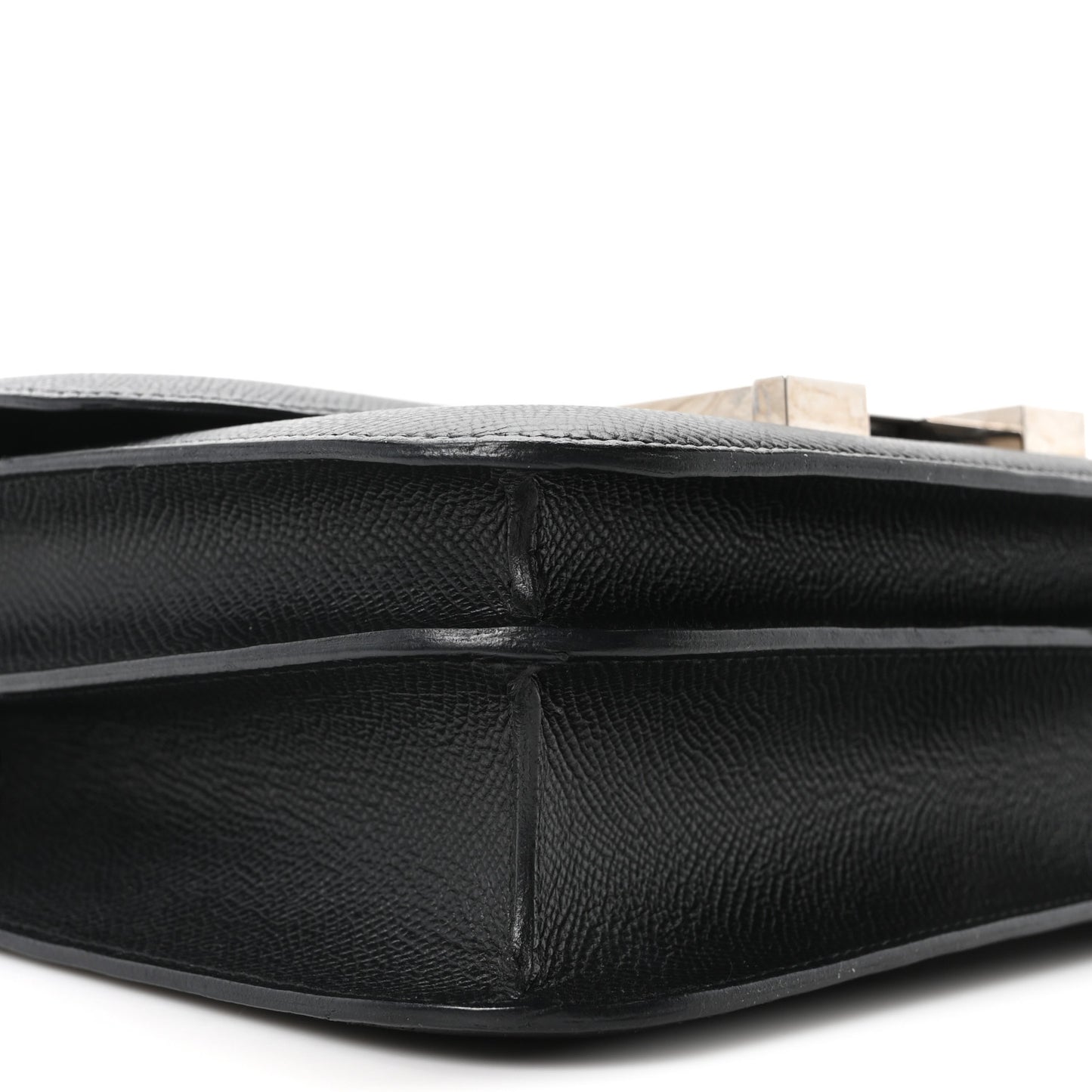 Epsom Constance 24 Black