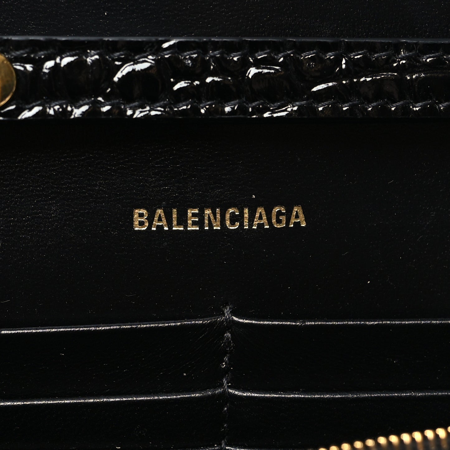 Shiny Calfskin Crocodile Embossed Hourglass Chain Bag Black