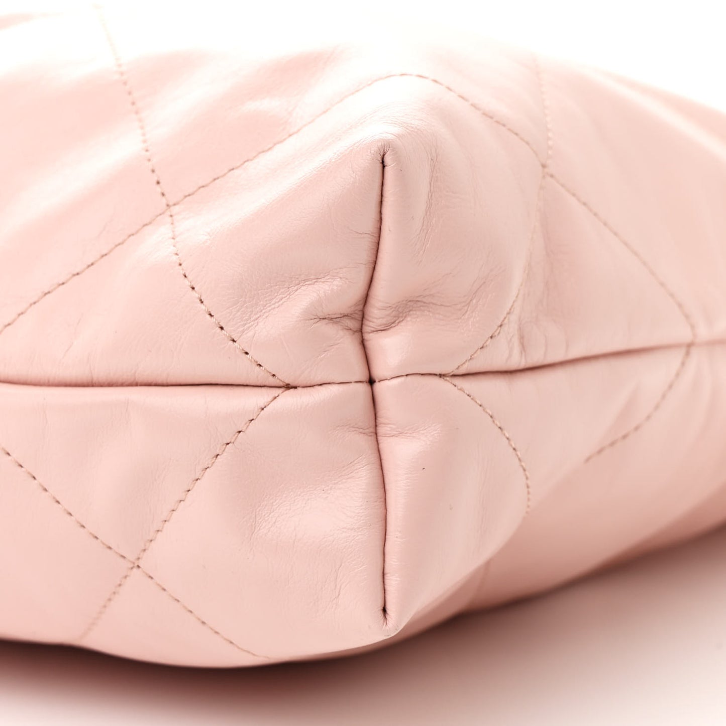 Shiny Calfskin Quilted Small Chanel 22 Rose