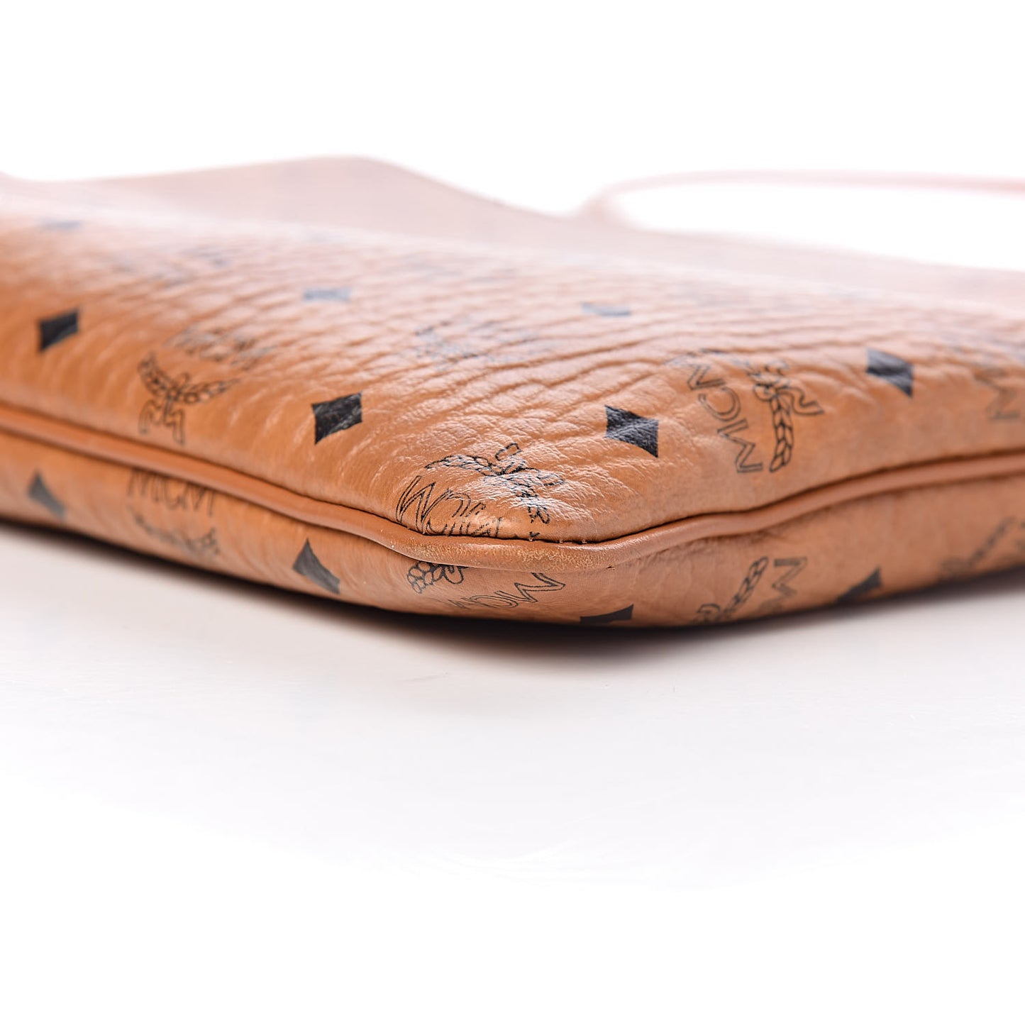 Visetos Medium Crossbody Pouch Cognac