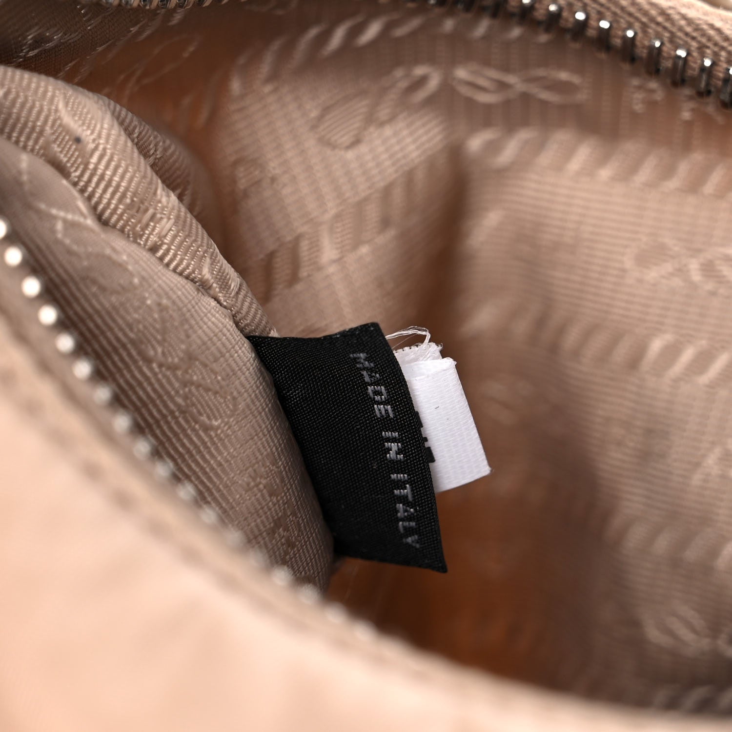 Prada Nylon Re-Edition 2005 Shoulder Bag Cammeo 7 of 13
