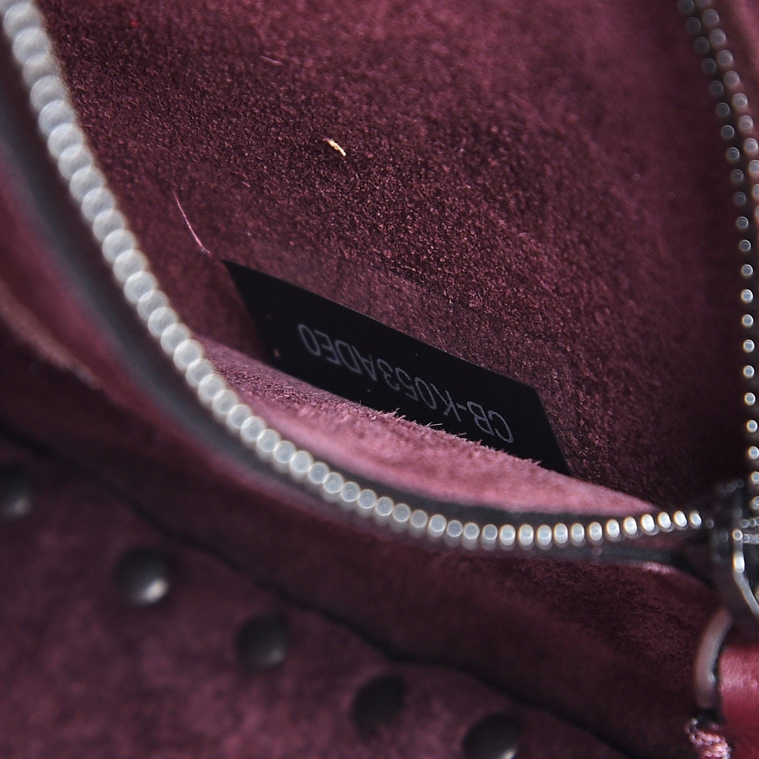 Valentino Garavani Pebbled Calfskin Medium Guitar Strap Rockstud Rolling Flap Saddle Bag Rubin 7 of 8