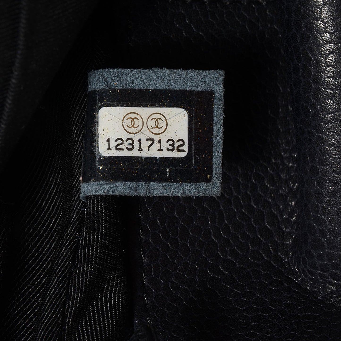 Caviar Half Moon Wallet On Chain WOC Black