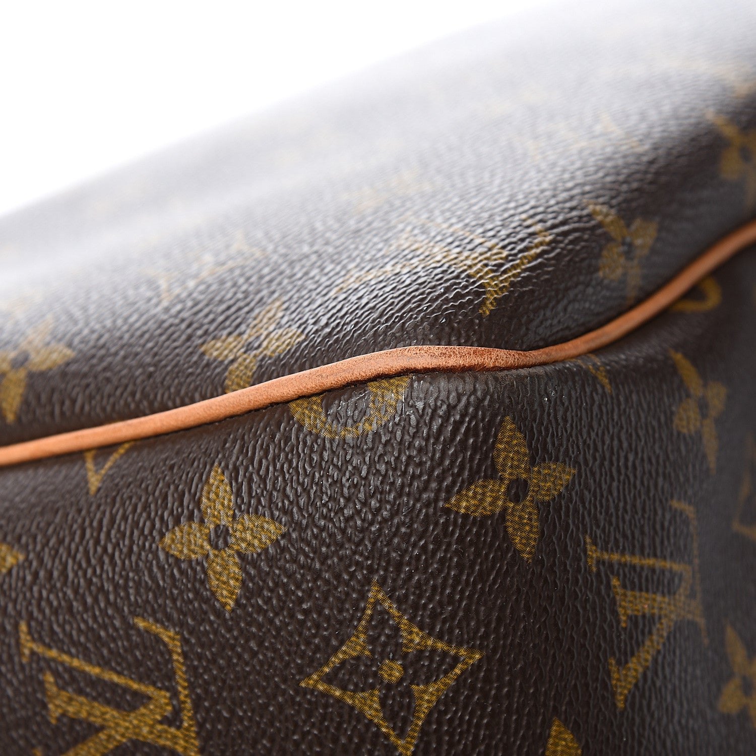 Louis Vuitton Monogram Evasion Sports Bag 11 of 16