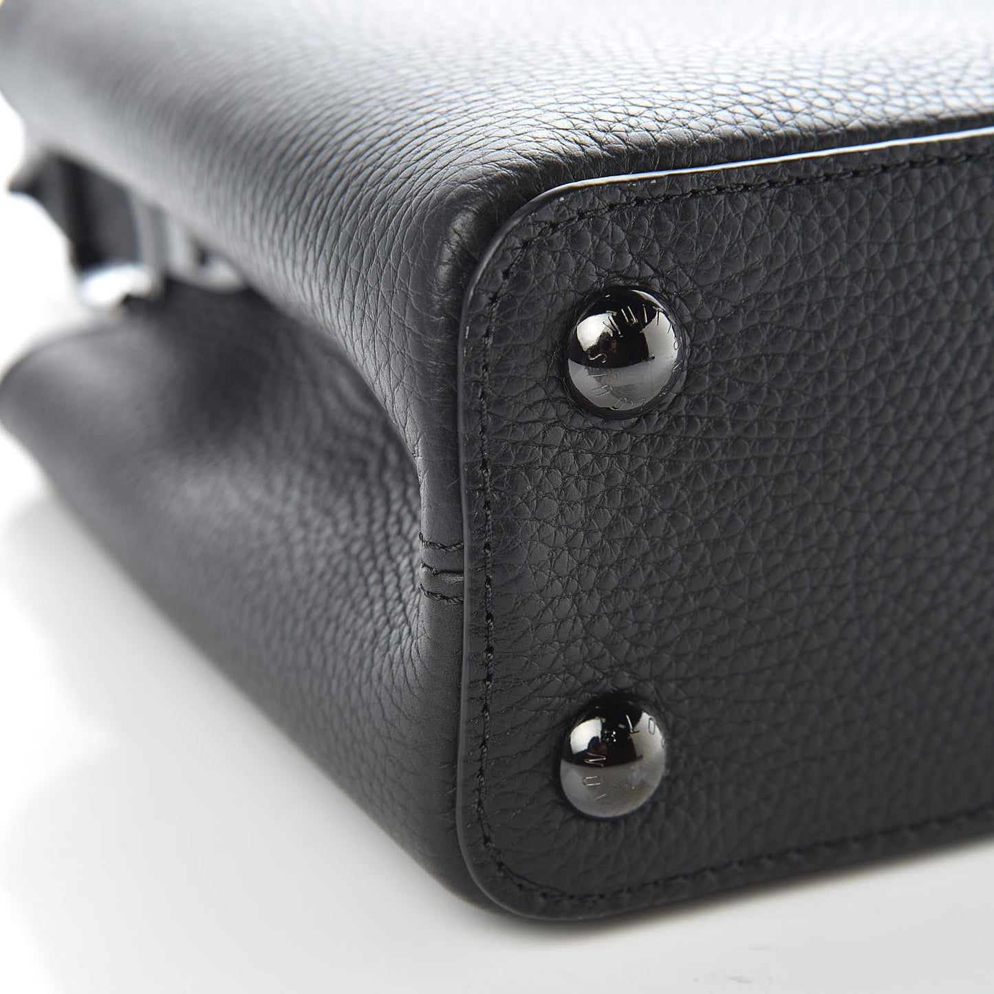 Taurillon Capucines BB Black