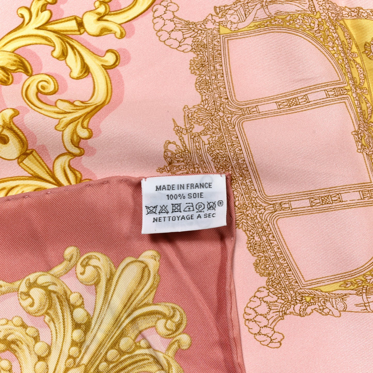 Silk Carrosses D’Or Scarf 90