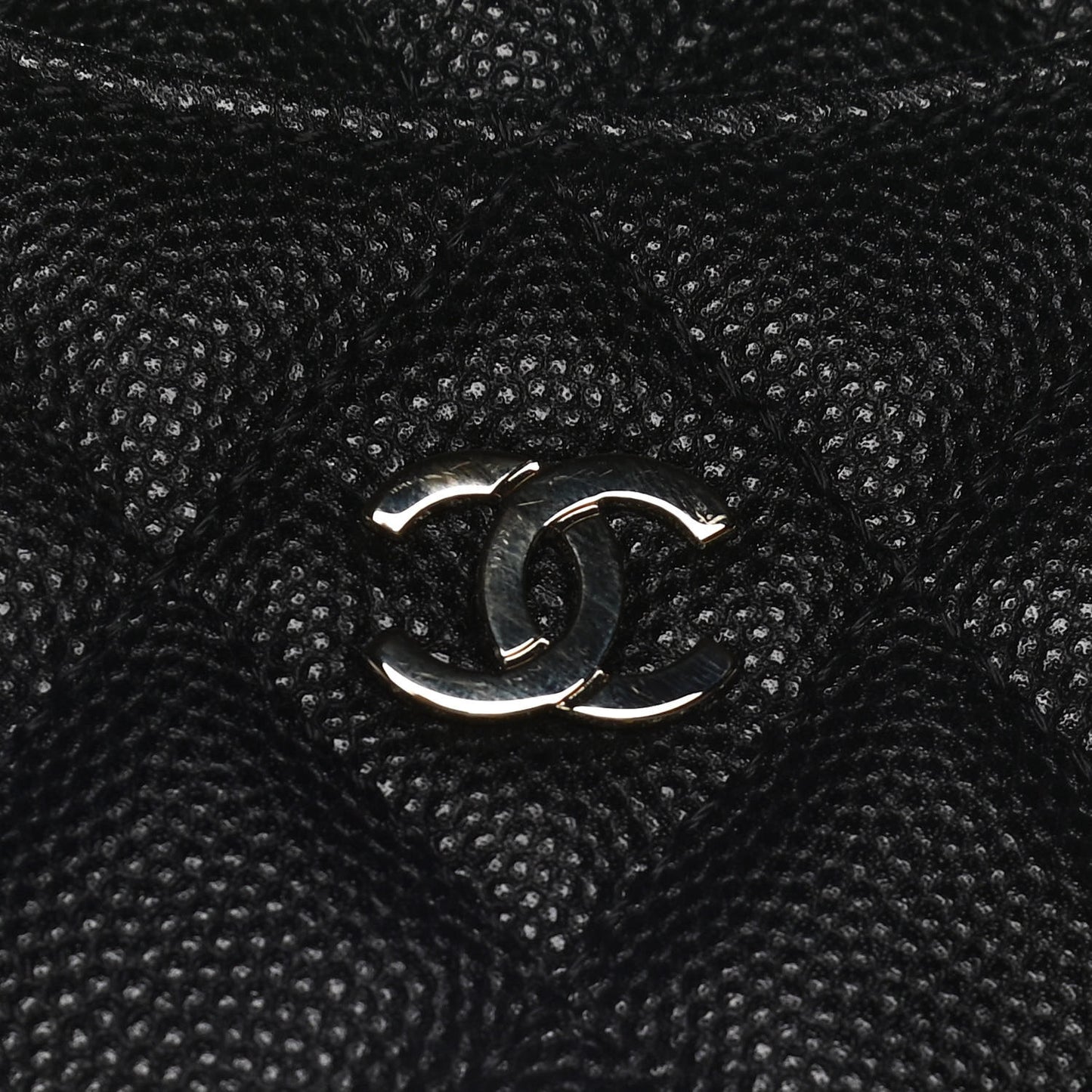 Caviar Quilted Classic iPhone Pouch Black