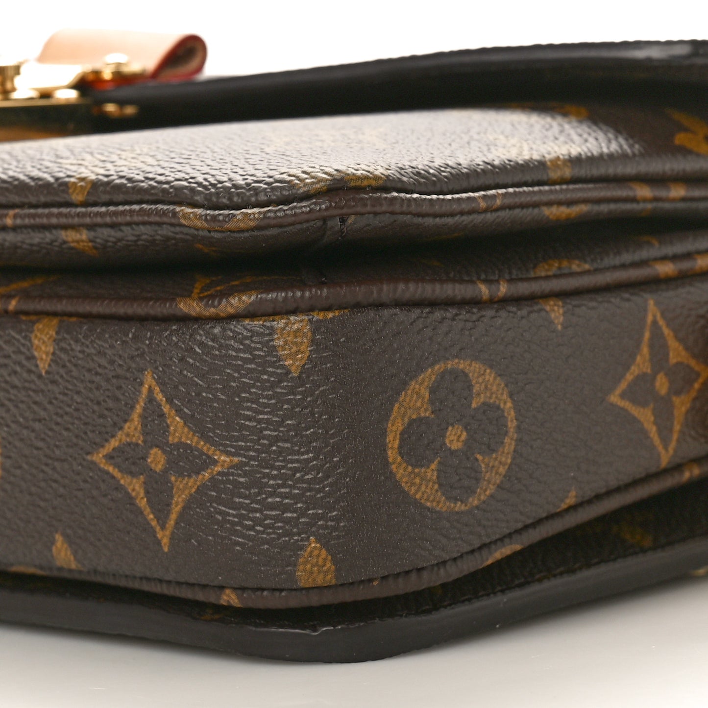 LOUIS VUITTON Monogram Pochette Metis East West