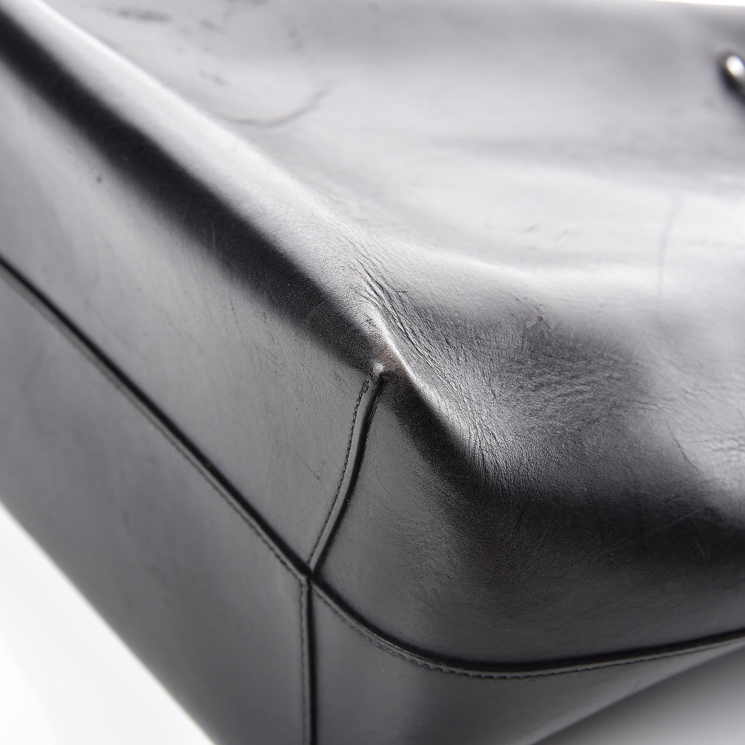 Mansur Gavriel Vegetable Tanned Calfskin Bucket Bag Black Flamma 16 of 16