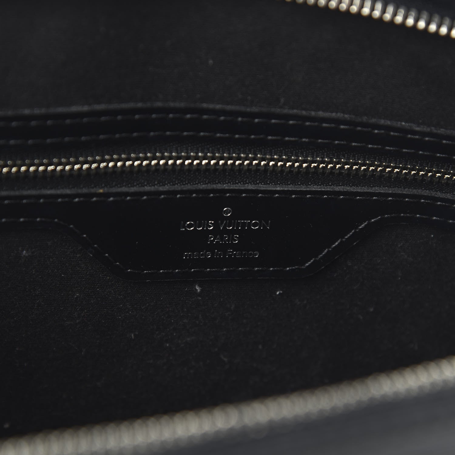 Louis Vuitton Epi Brea MM Black 8 of 11