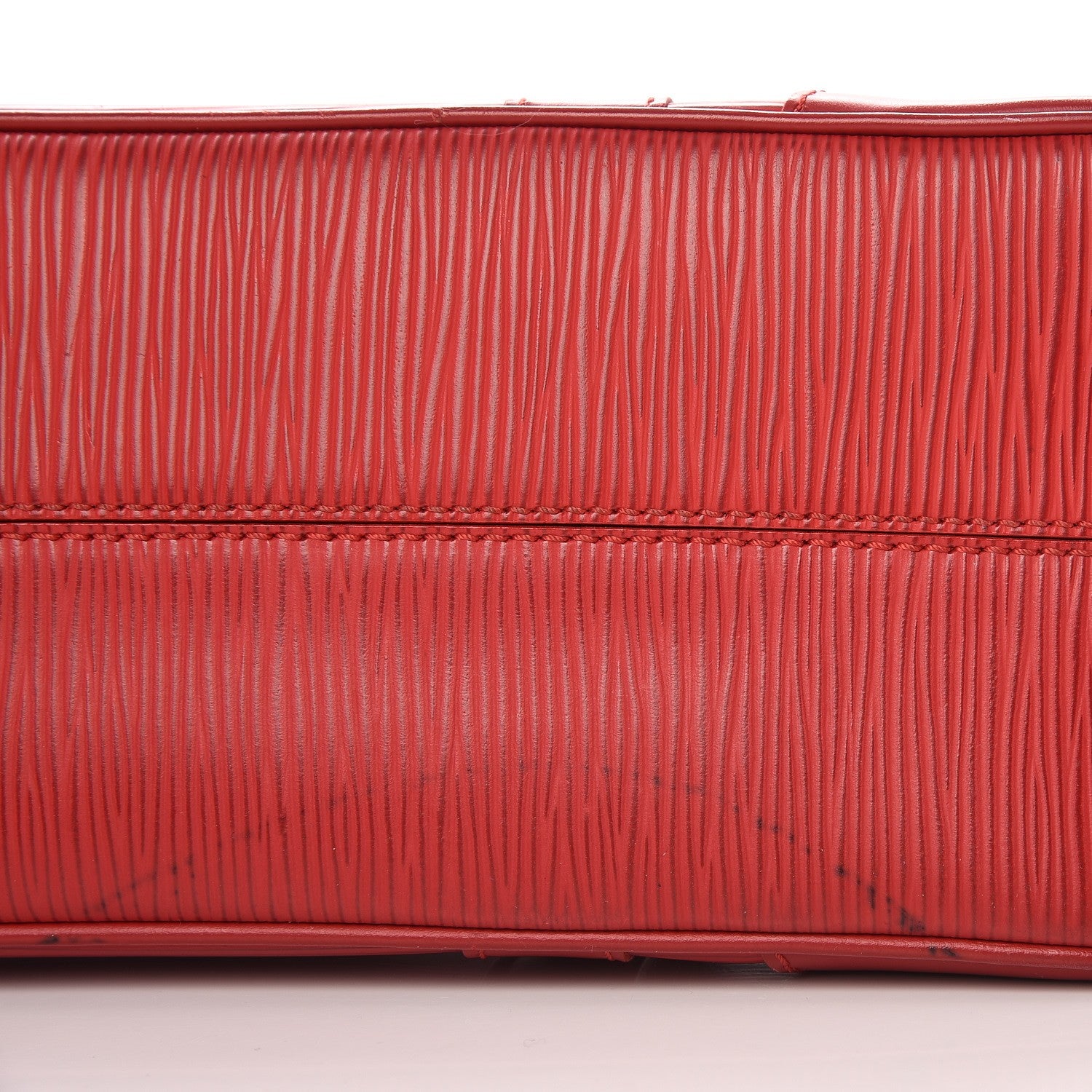Louis Vuitton Epi Segur PM Rouge 9 of 10