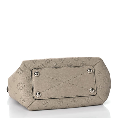 Louis Vuitton Mahina Babylone Chain BB Galet 4 of 8