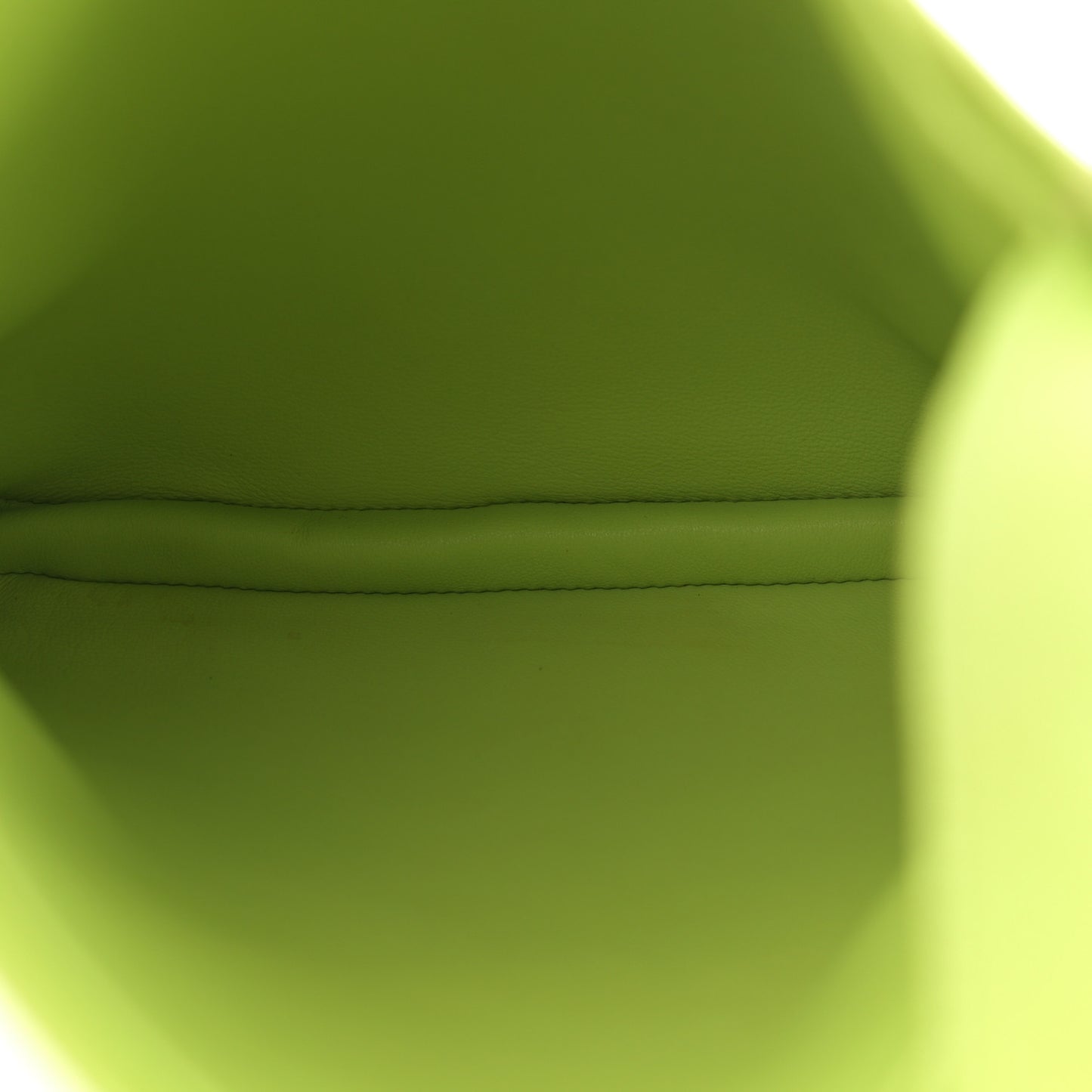 Lambskin Clou De Selle Pouch Kiwi