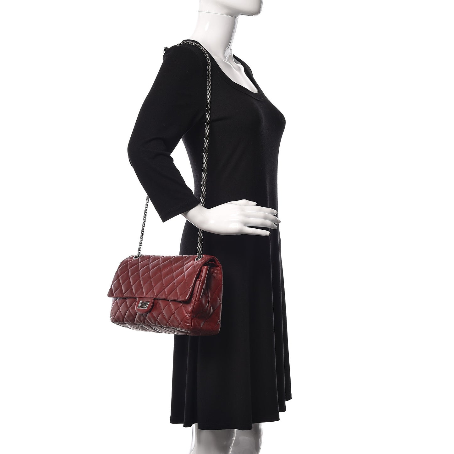 Calfskin Quilted 2.55 Reissue 226 Flap Red