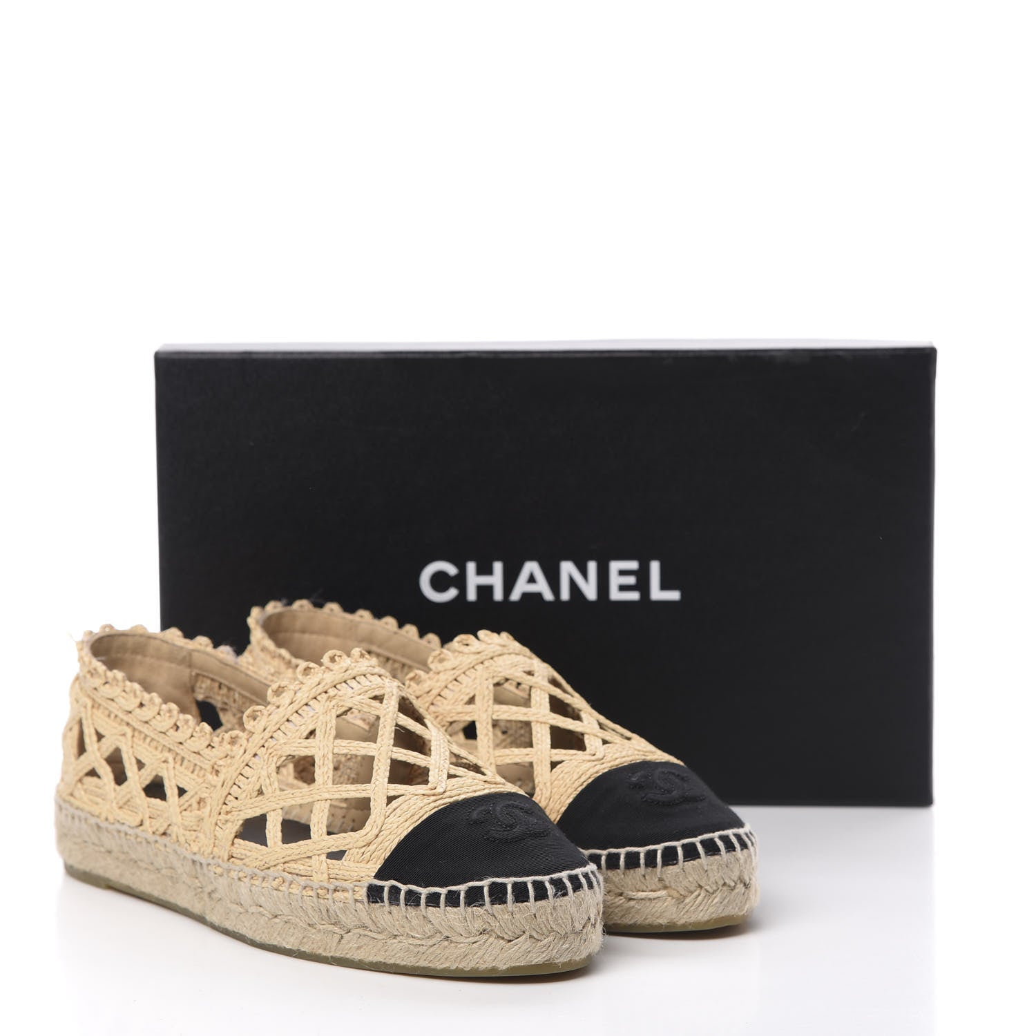 Chanel Raffia Fabric CC Espadrilles 38 Beige Black 10 of 10