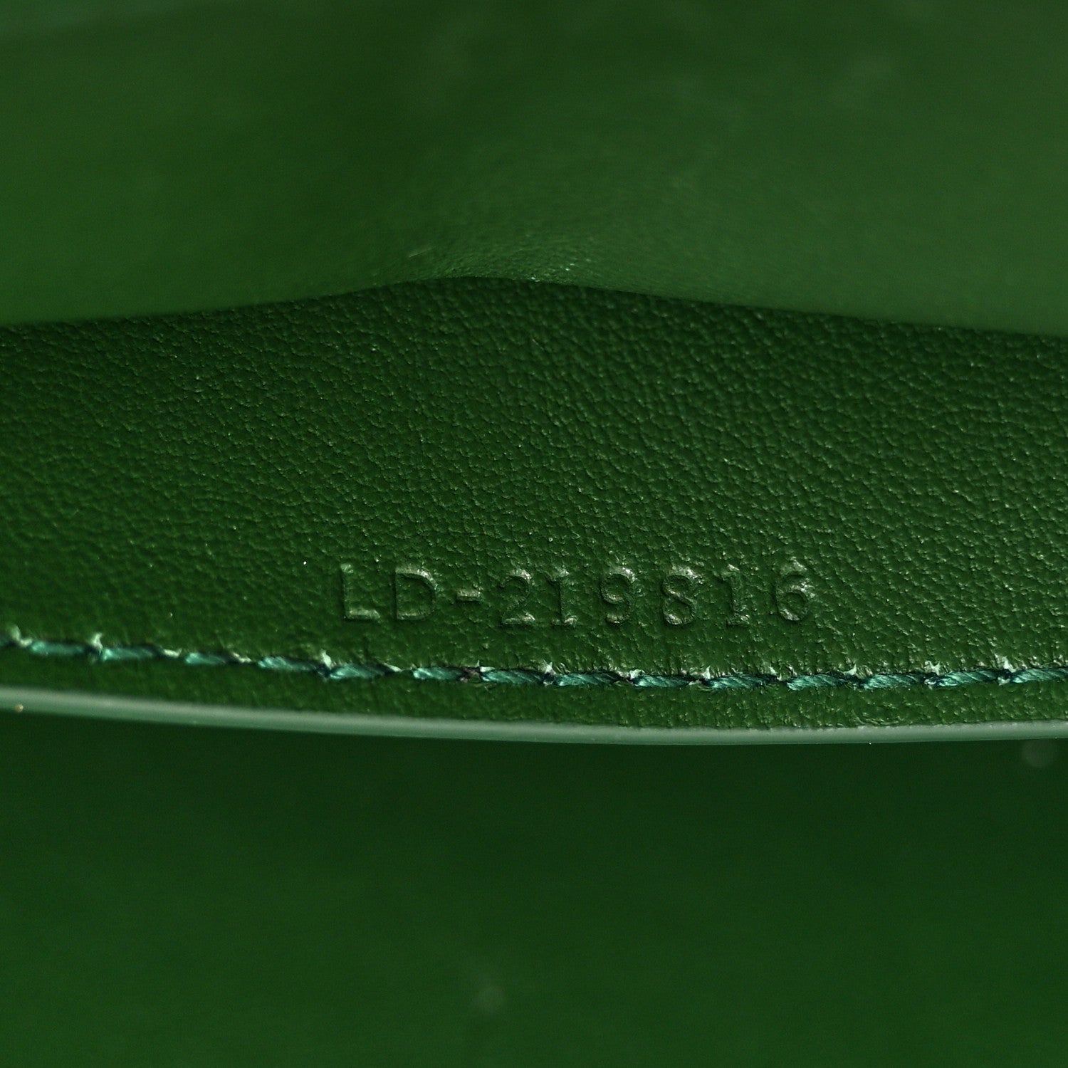 Salvatore Ferragamo Calfskin Medium Hug Soft Shoulder Bag Forest Green 7 of 11