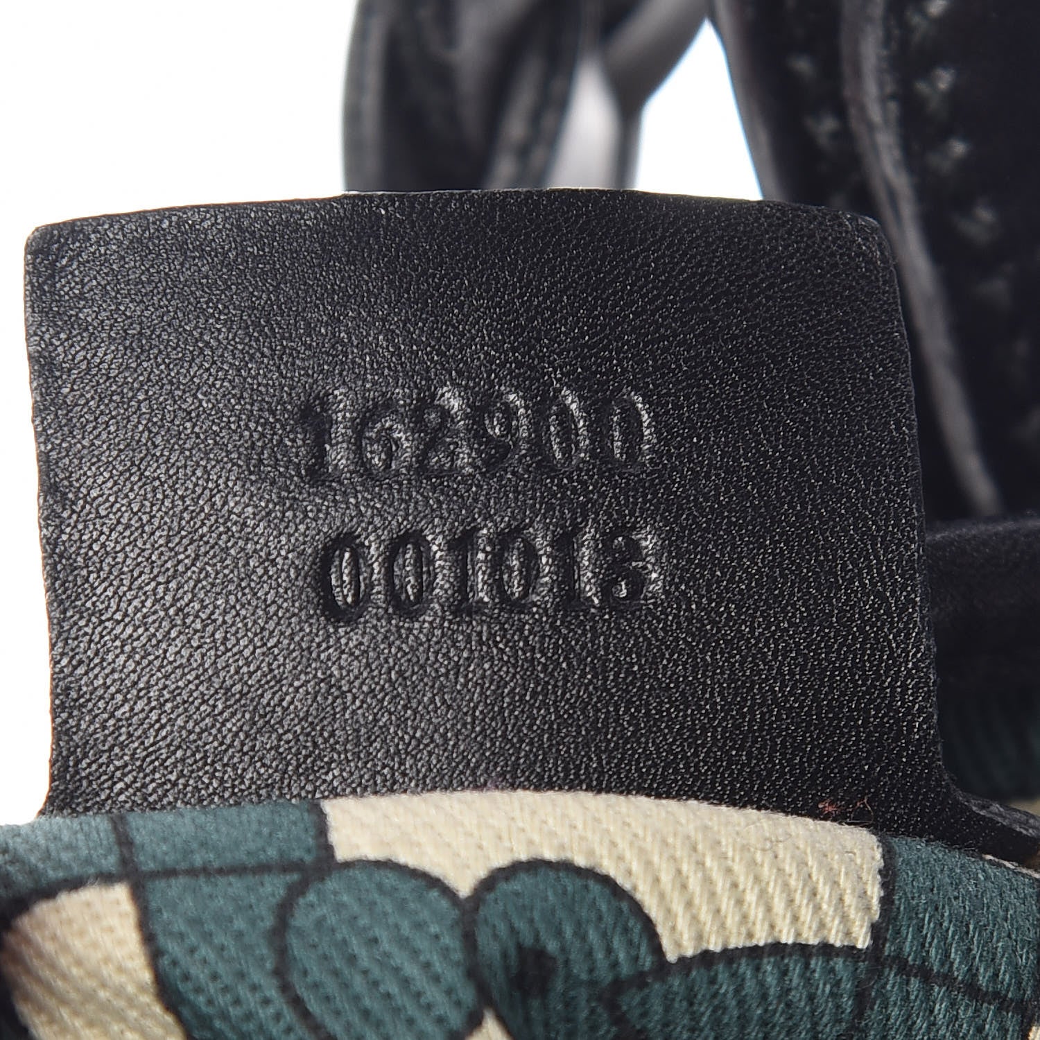 Gucci Guccissima Small Pelham Shoulder Bag Black 9 of 10