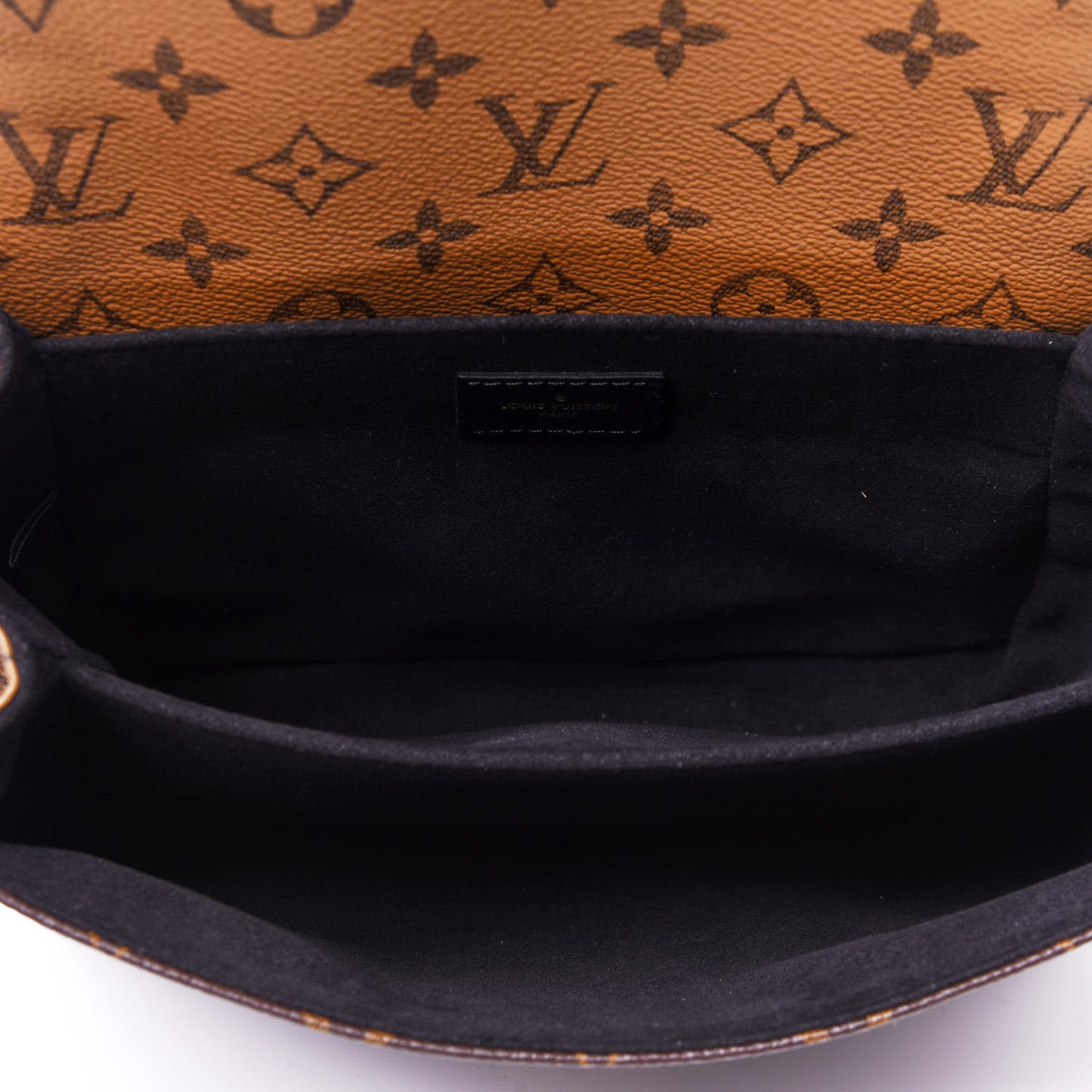 Reverse Monogram Pochette Metis