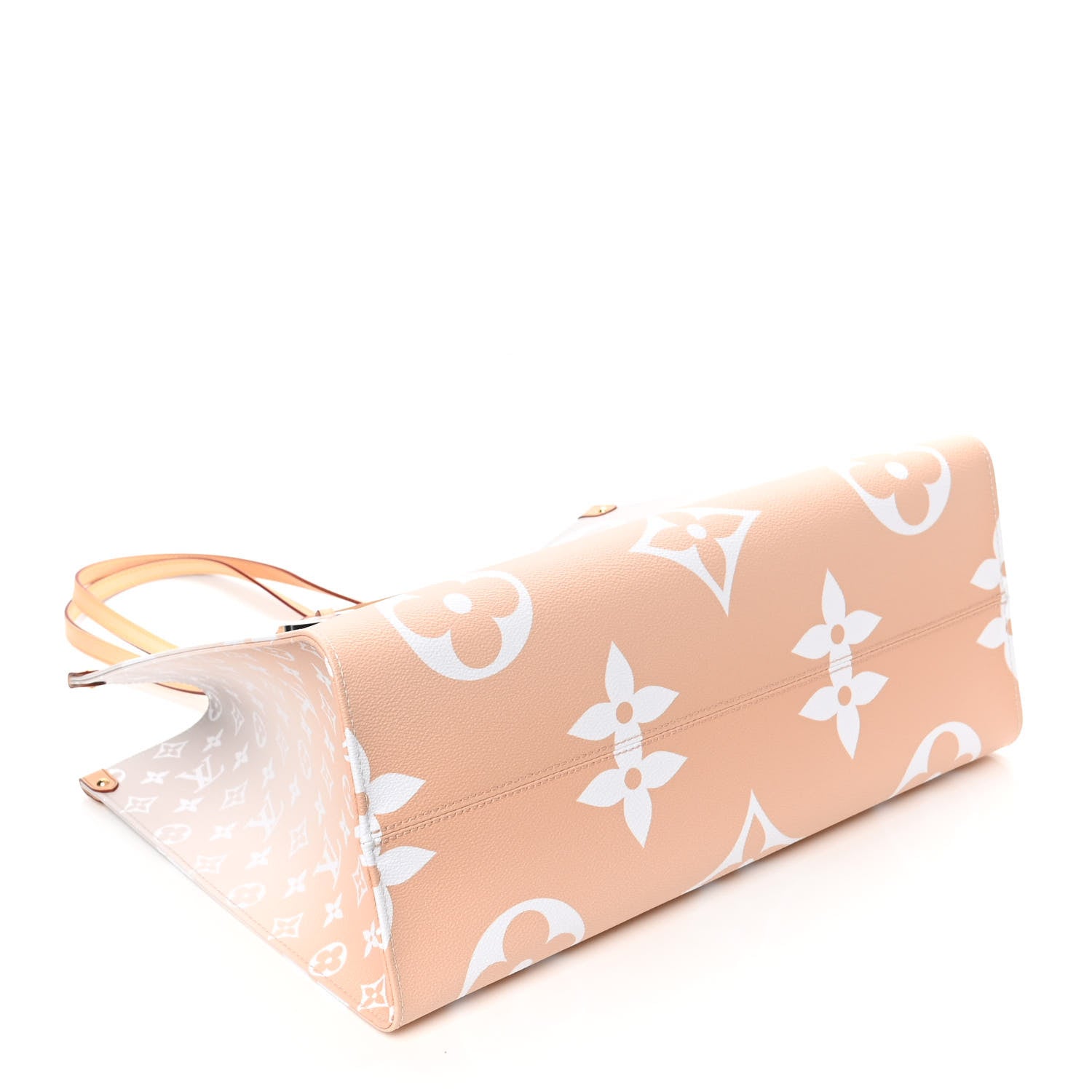Louis Vuitton Monogram Giant By The Pool Onthego GM Brume 3 of 5