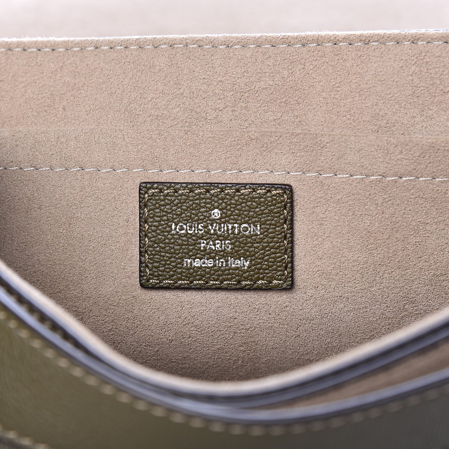 Louis Vuitton Calfskin Very Messenger Kaki 6 of 10