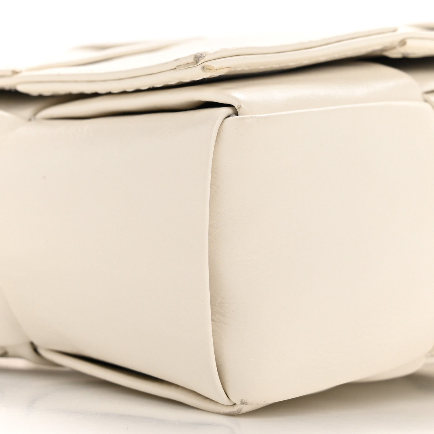 Bottega Veneta Paper Calfskin Intrecciato Cassette Belt Bag White 8 of 12