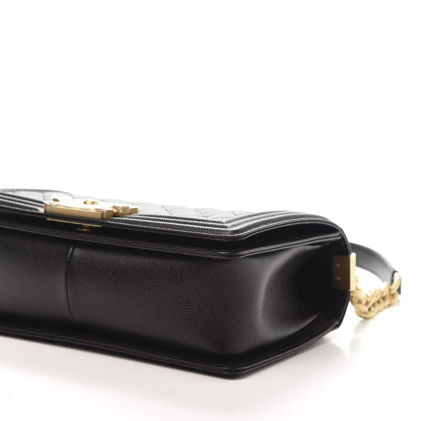 Caviar Quilted Medium Boy Flap Black