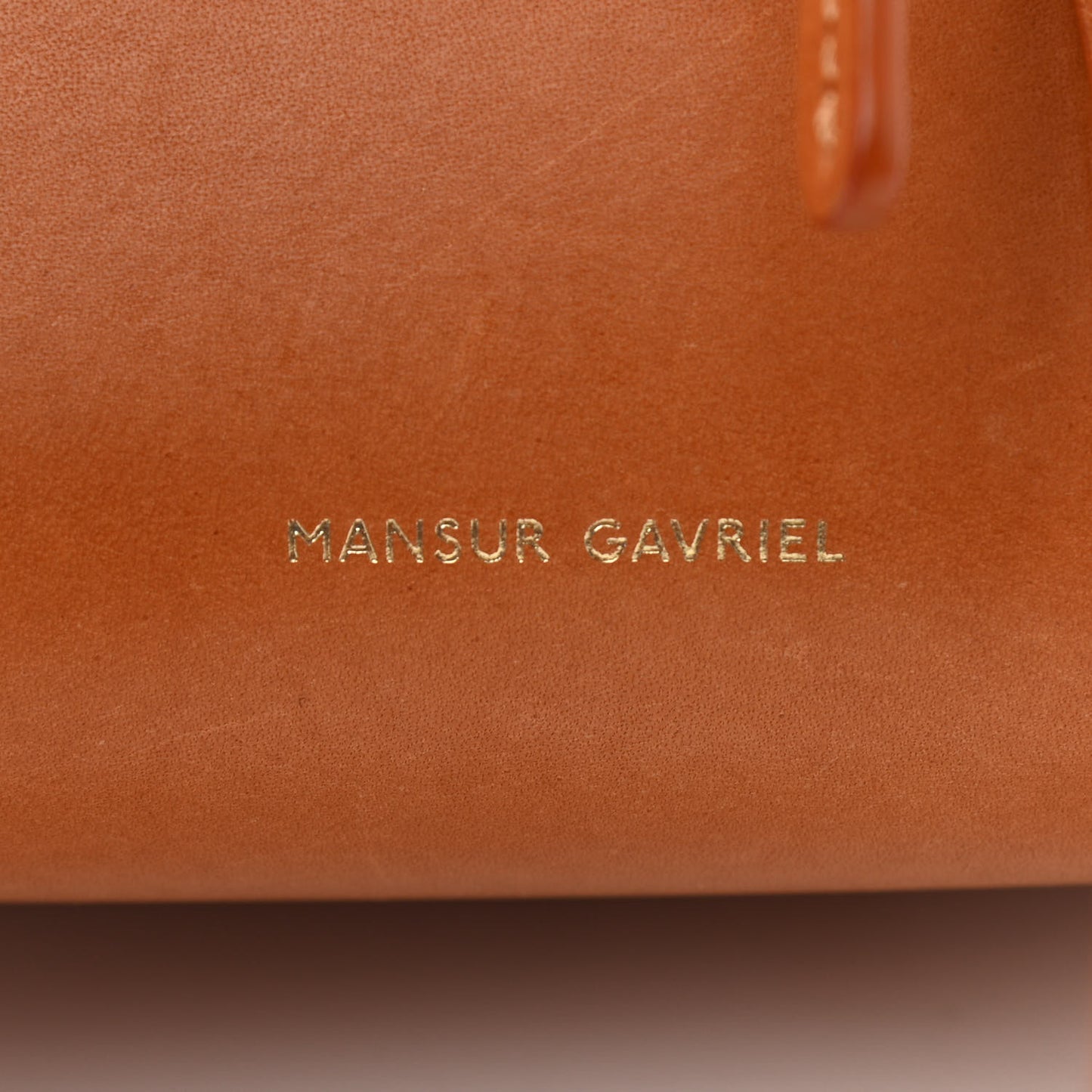 Vegetable Tanned Calfskin Mini Bucket Bag Camello Rosa