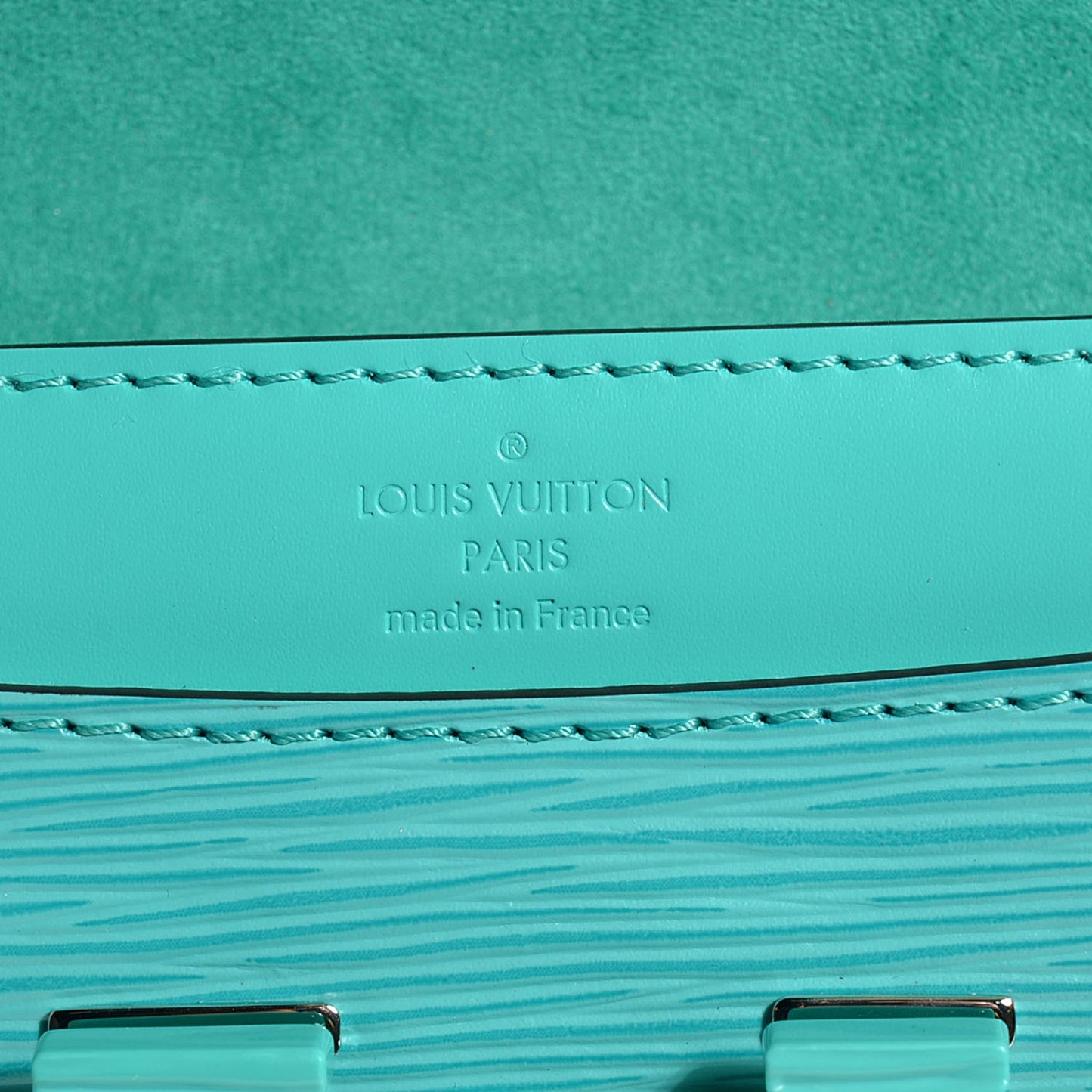 Epi Louise Strap PM Turquoise