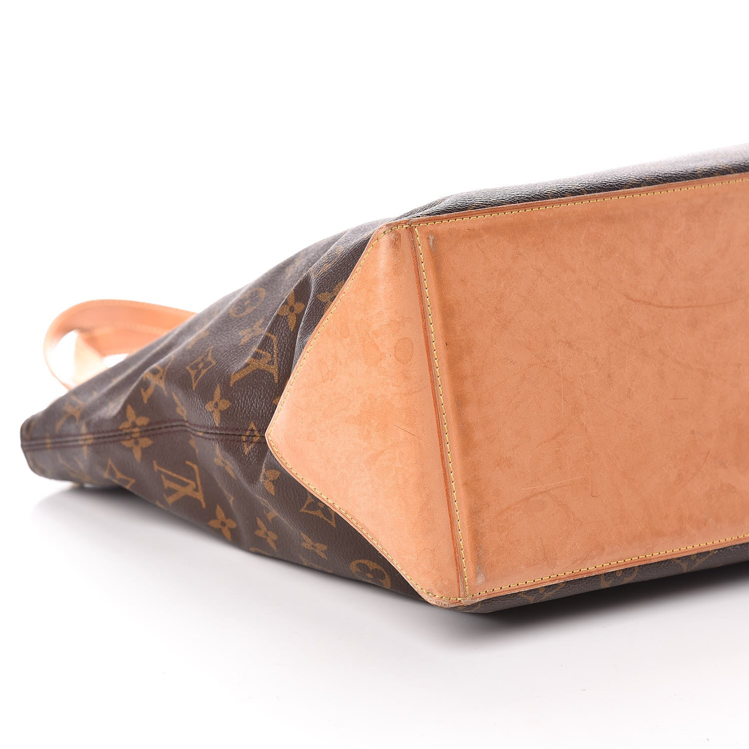 Louis Vuitton Monogram Cabas Mezzo 8 of 9