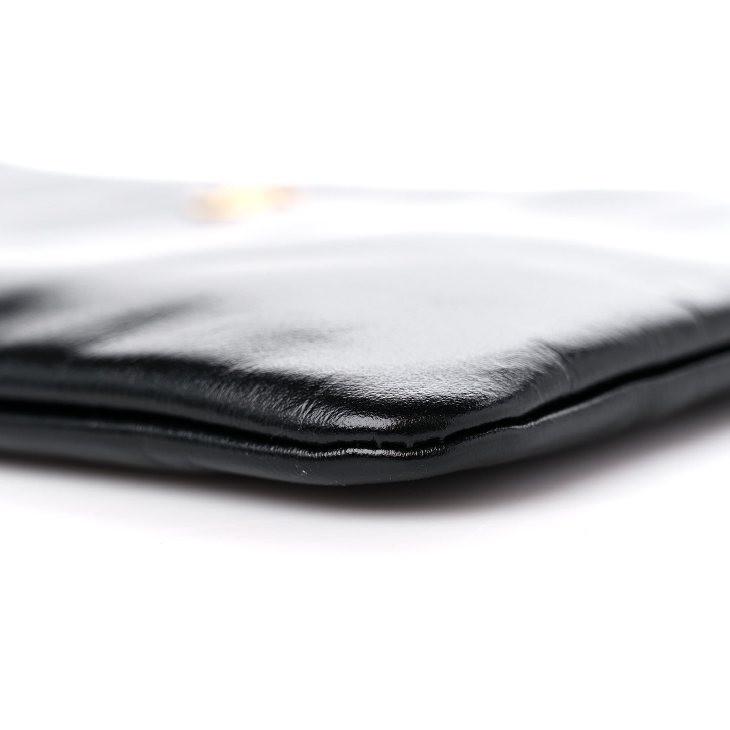 Shiny Calfskin Chanel 22 Removable Pouch Black