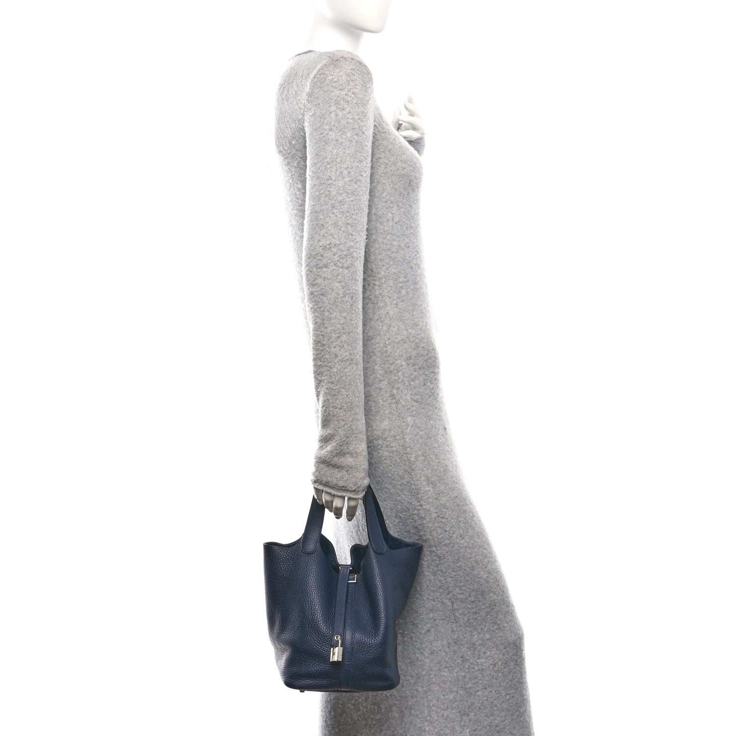 Hermes Taurillon Clemence Picotin Lock 22 MM Bleu Nuit 2 of 12