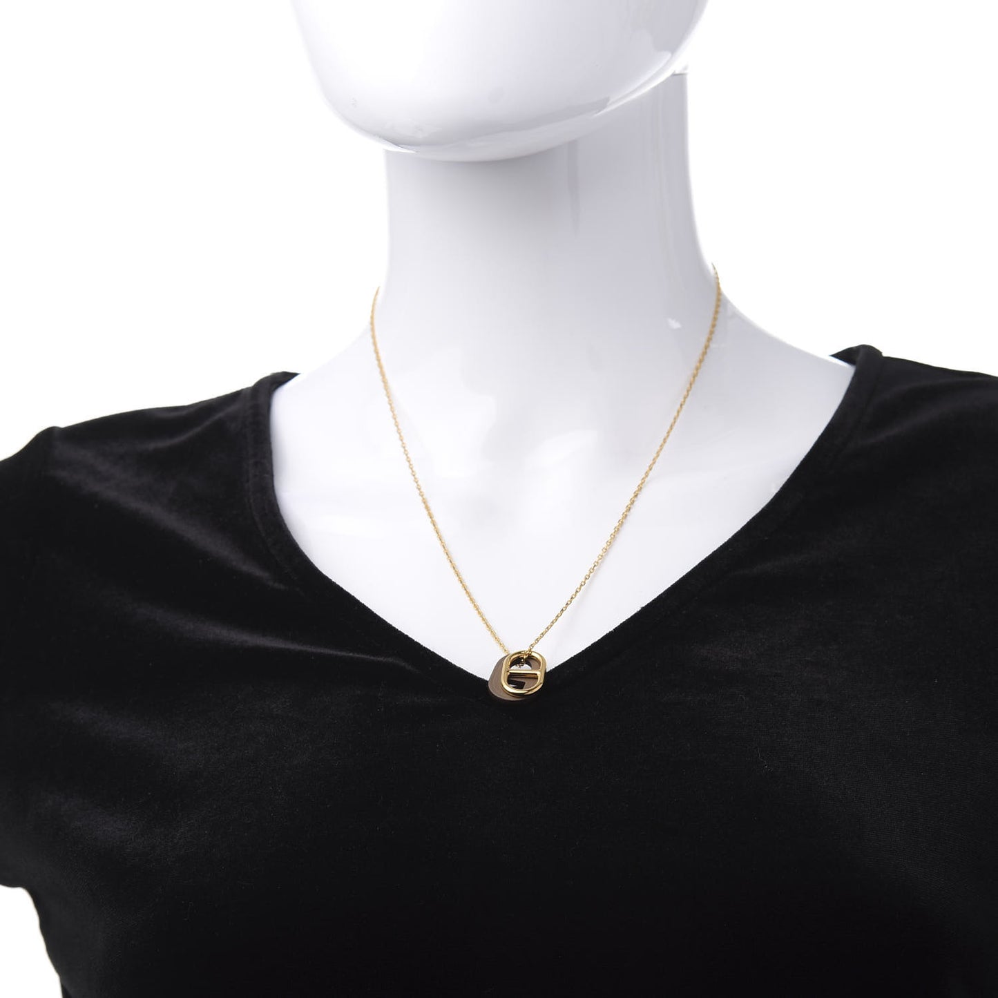 Swift O'Maillon Pendant Necklace Etoupe