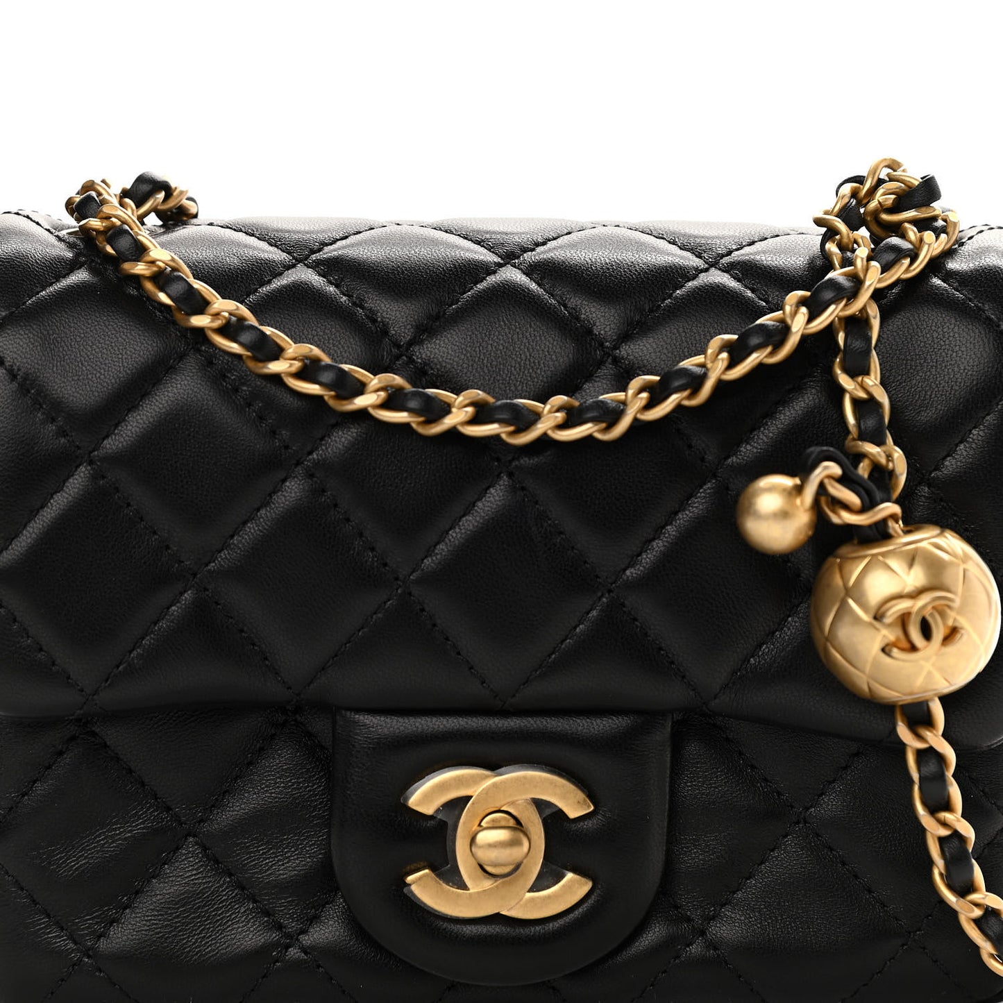 Lambskin Quilted Mini Pearl Crush Flap Black