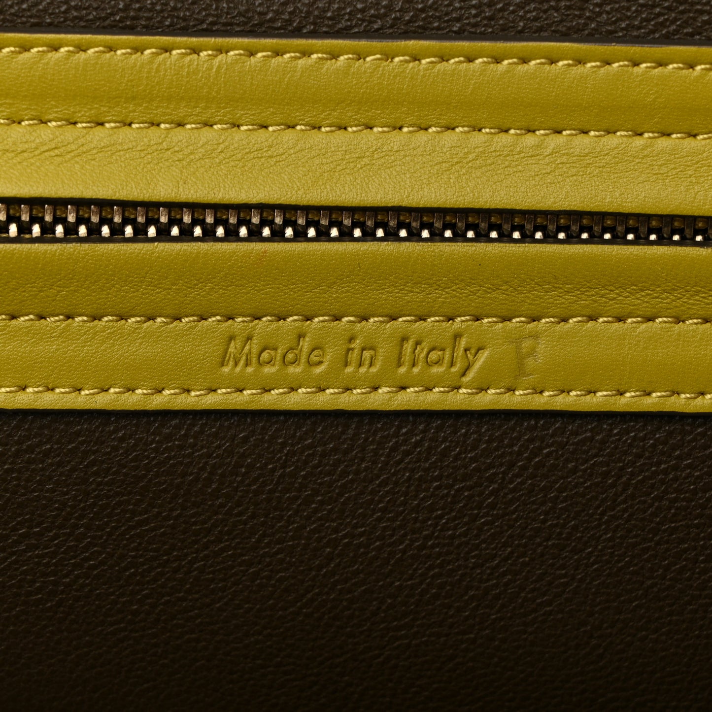 Nubuck Medium Phantom Luggage Chartreuse