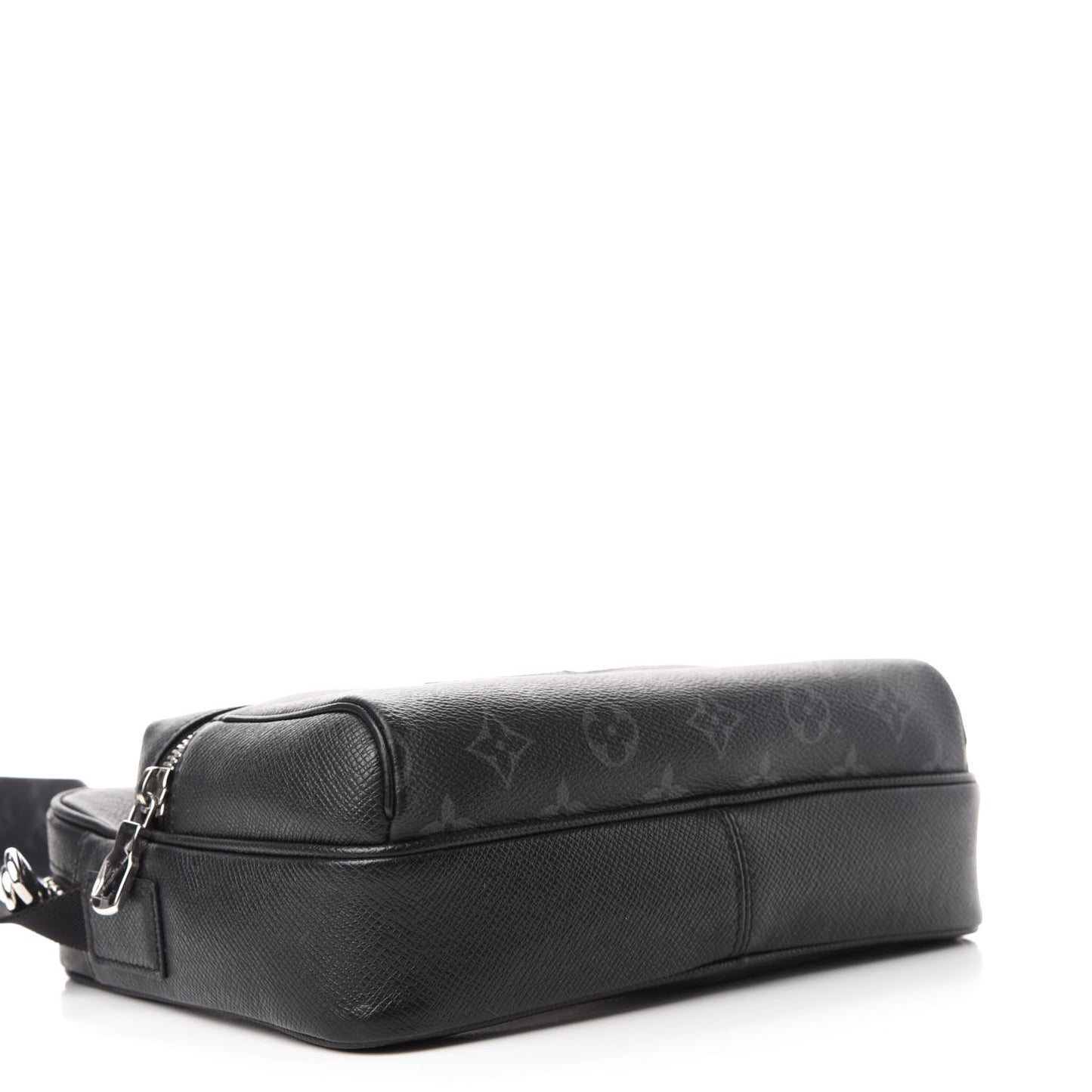 Taiga Monogram Eclipse Outdoor Messenger Black