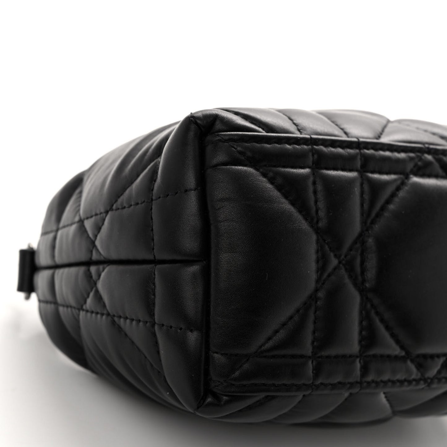 Calfskin Macrocannage Small Diortravel Nomad Pouch Black
