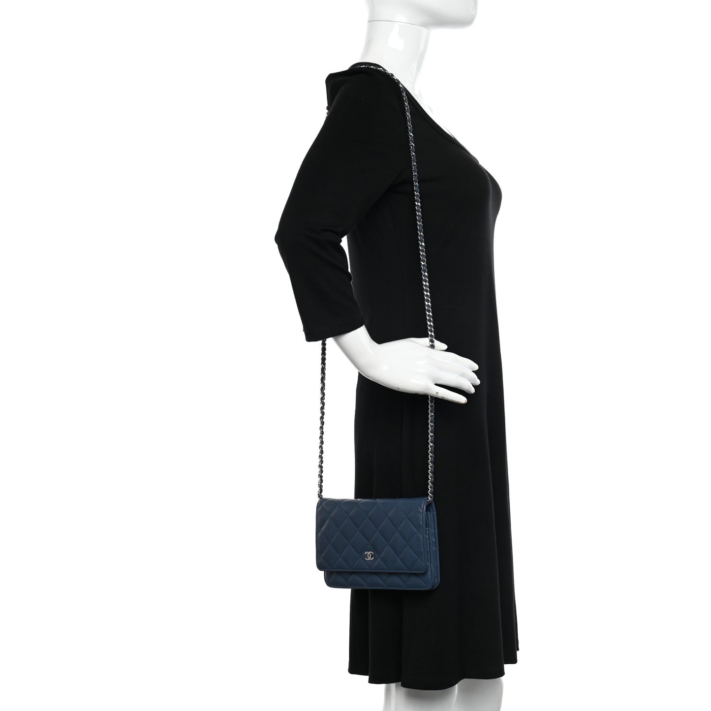 Lambskin Quilted Wallet On Chain WOC Navy Blue