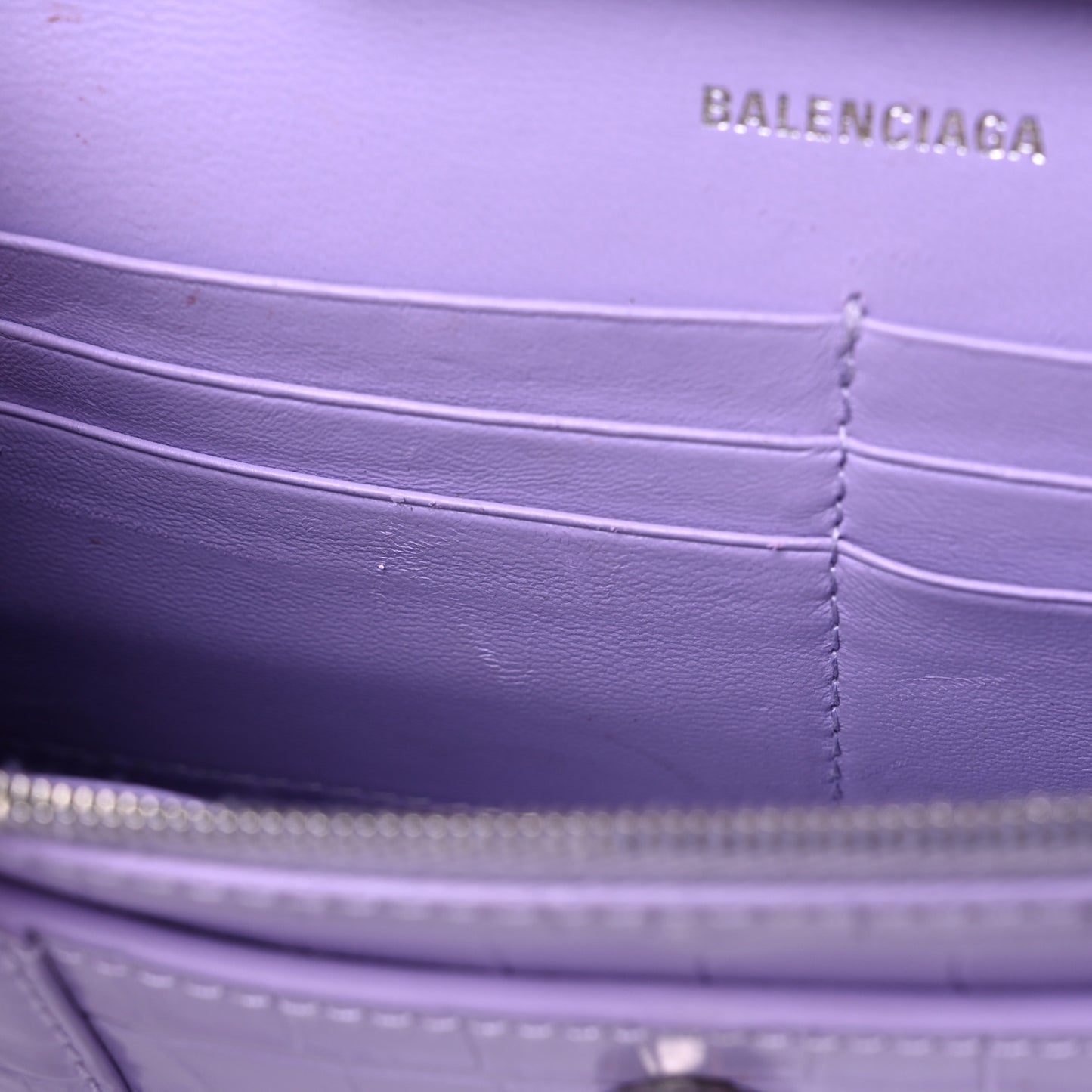 Shiny Calfskin Crocodile Embossed Hourglass Chain Bag Lilac