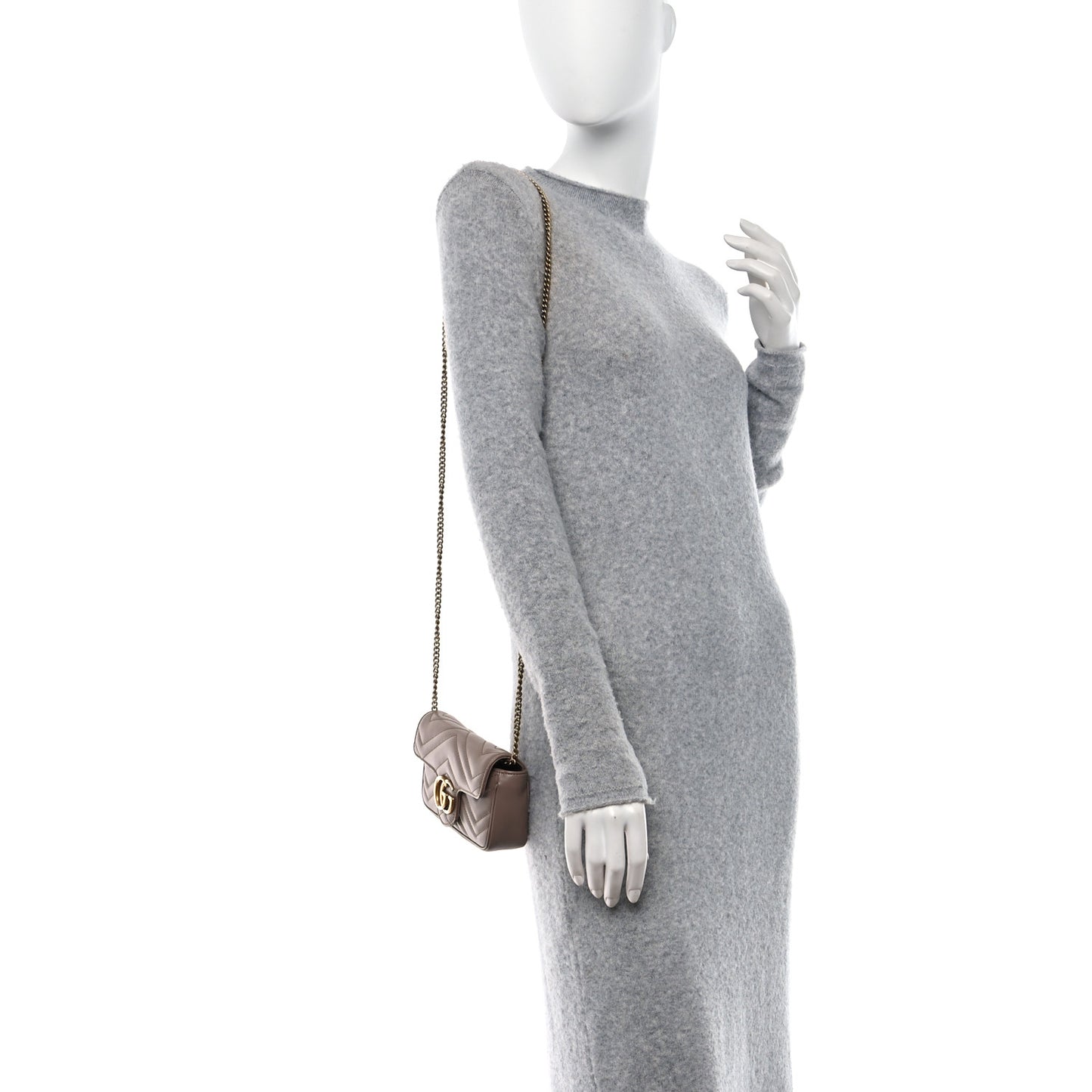 Calfskin Matelasse Heart GG Marmont 2.0 Coin Purse On A Chain Porcelain Rose