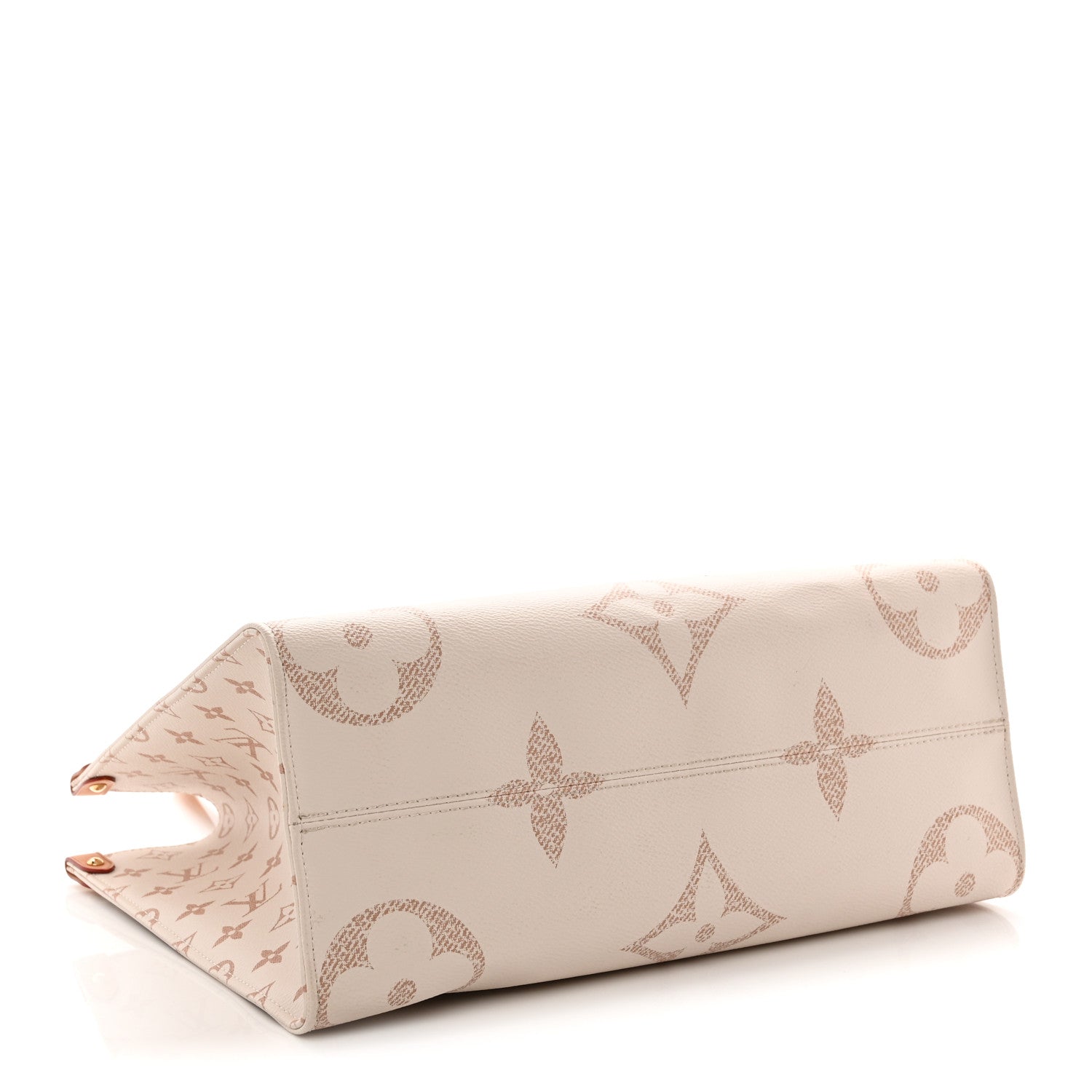 Louis Vuitton Monogram Dune Giant Onthego MM 4 of 9