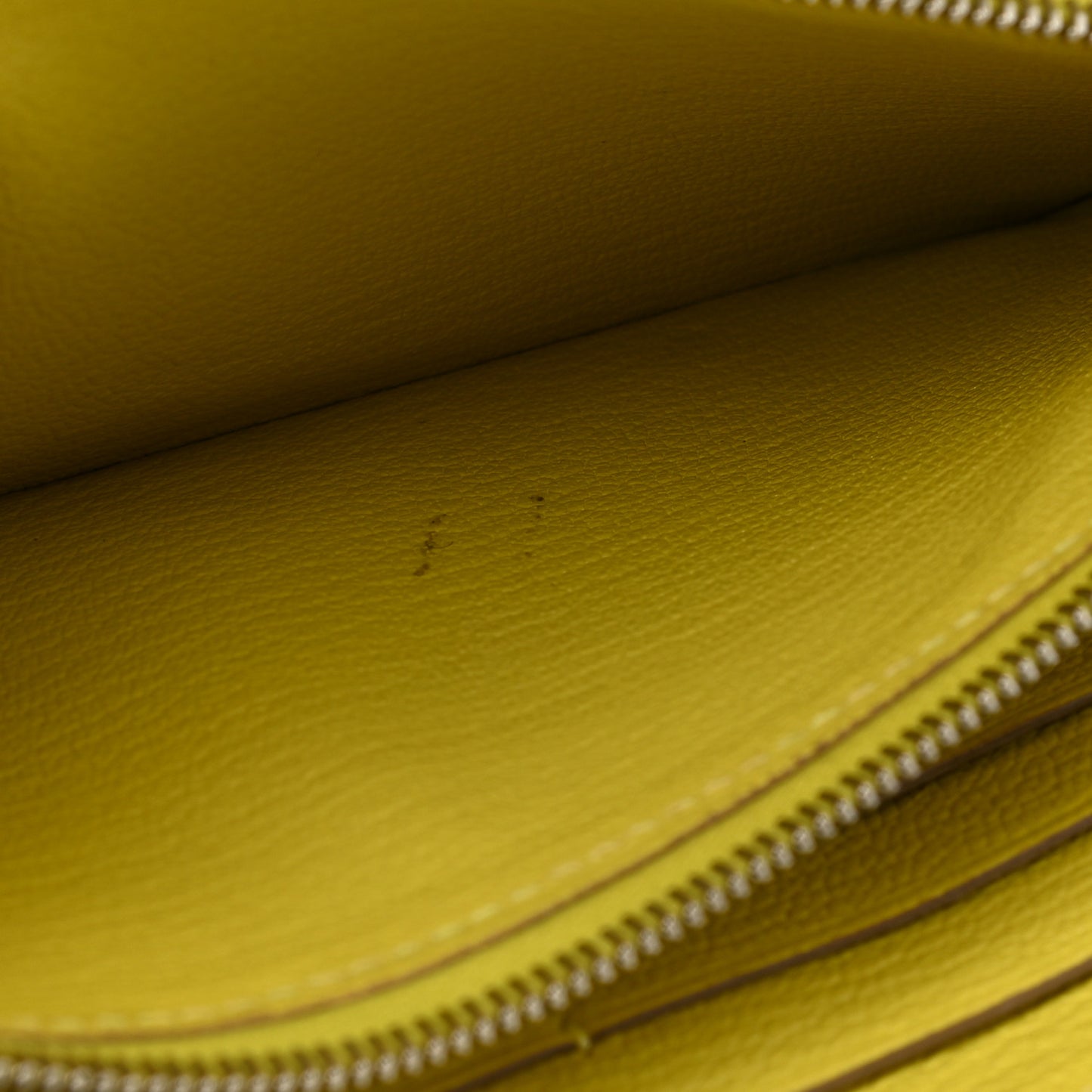 Chevre Mysore Kelly Longue Wallet Lime