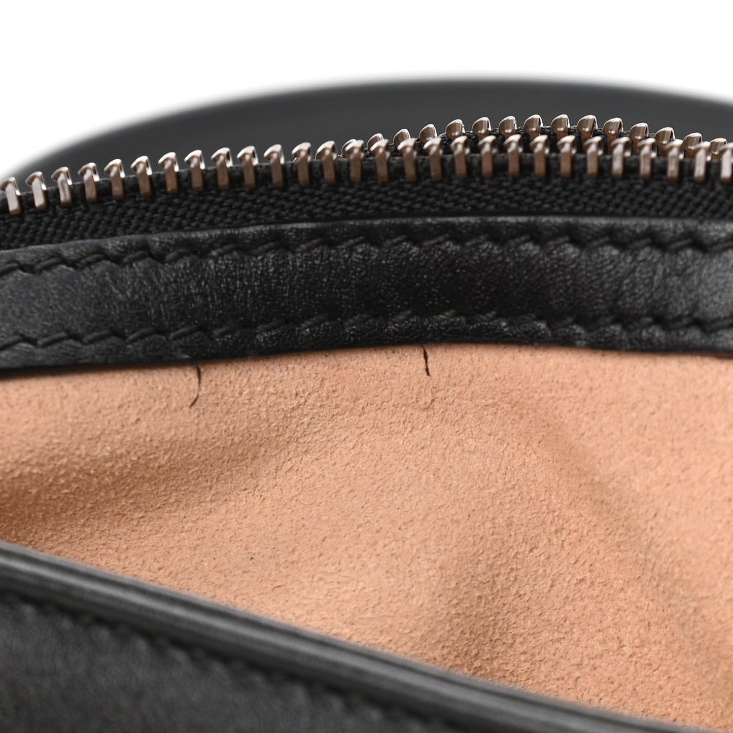 Calfskin Matelasse Medium GG Marmont Shoulder Bag Black