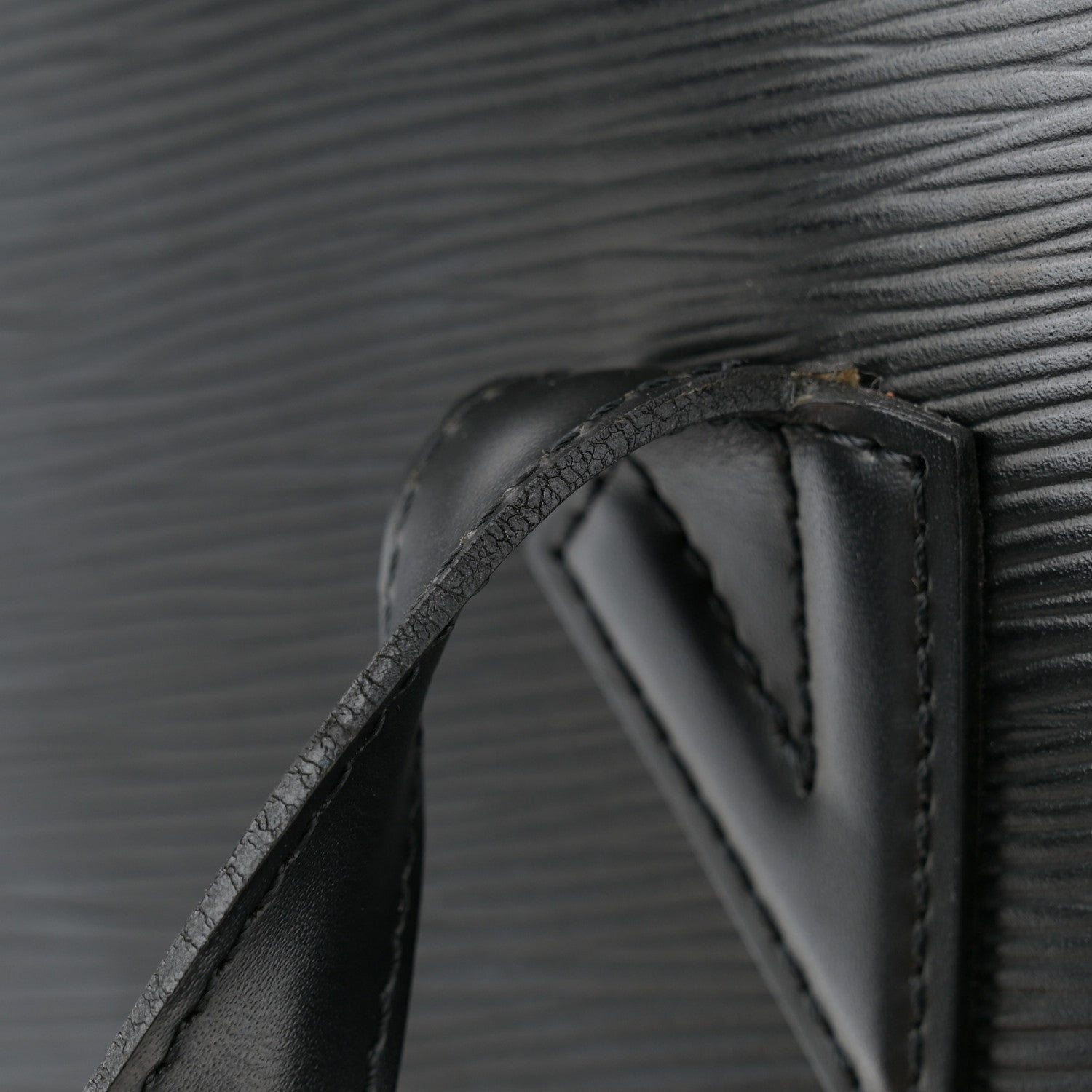Louis Vuitton Epi Lussac Black 11 of 13