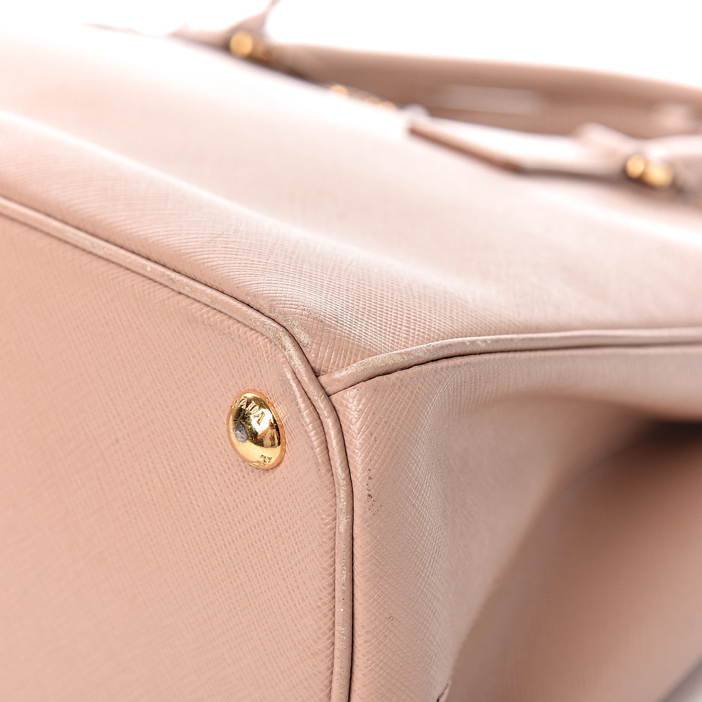 Saffiano Small Galleria Double Zip Tote Cammeo